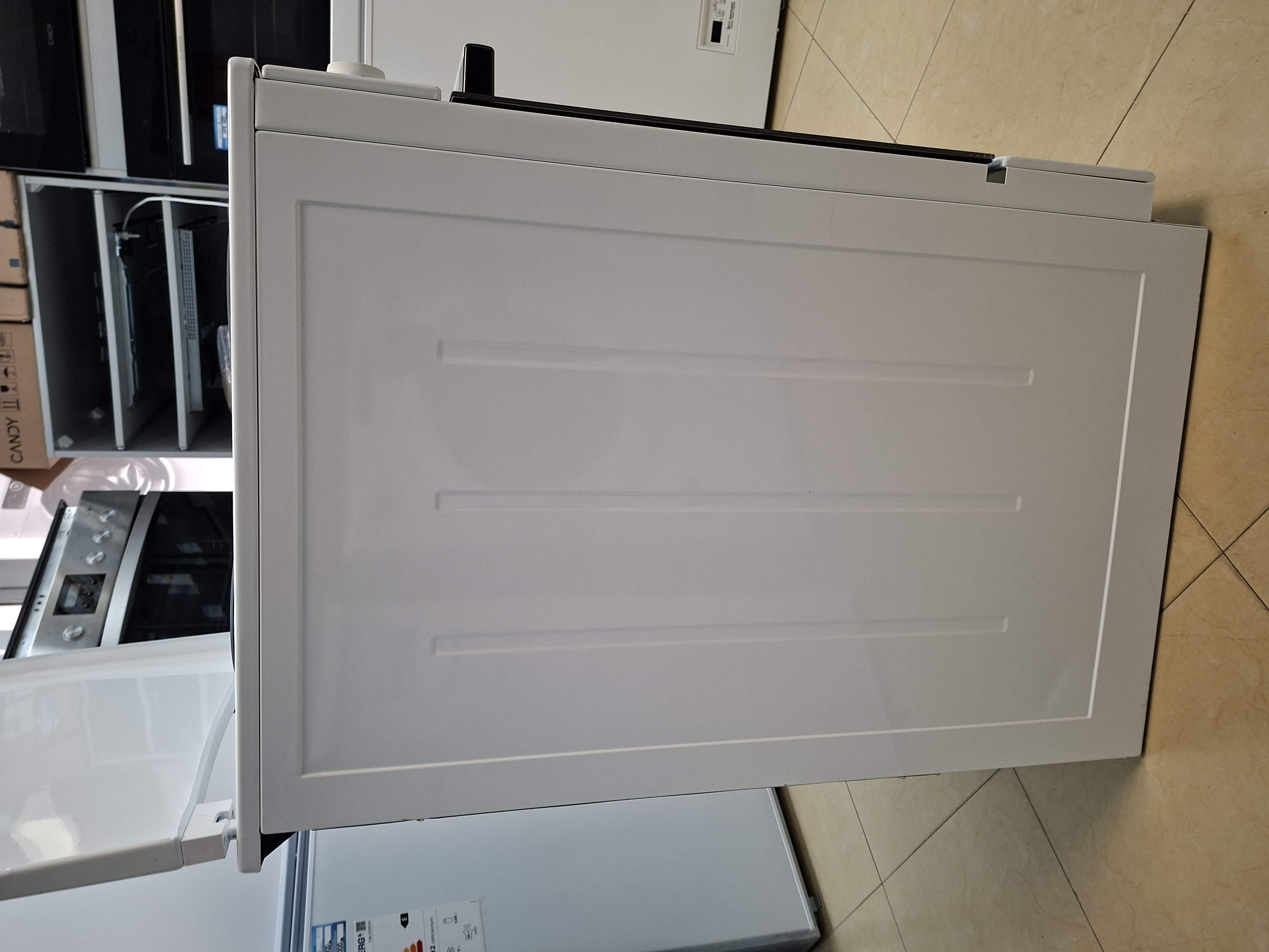 Elektricni Sporet Gorenje GE5A23WH , 50 cm.