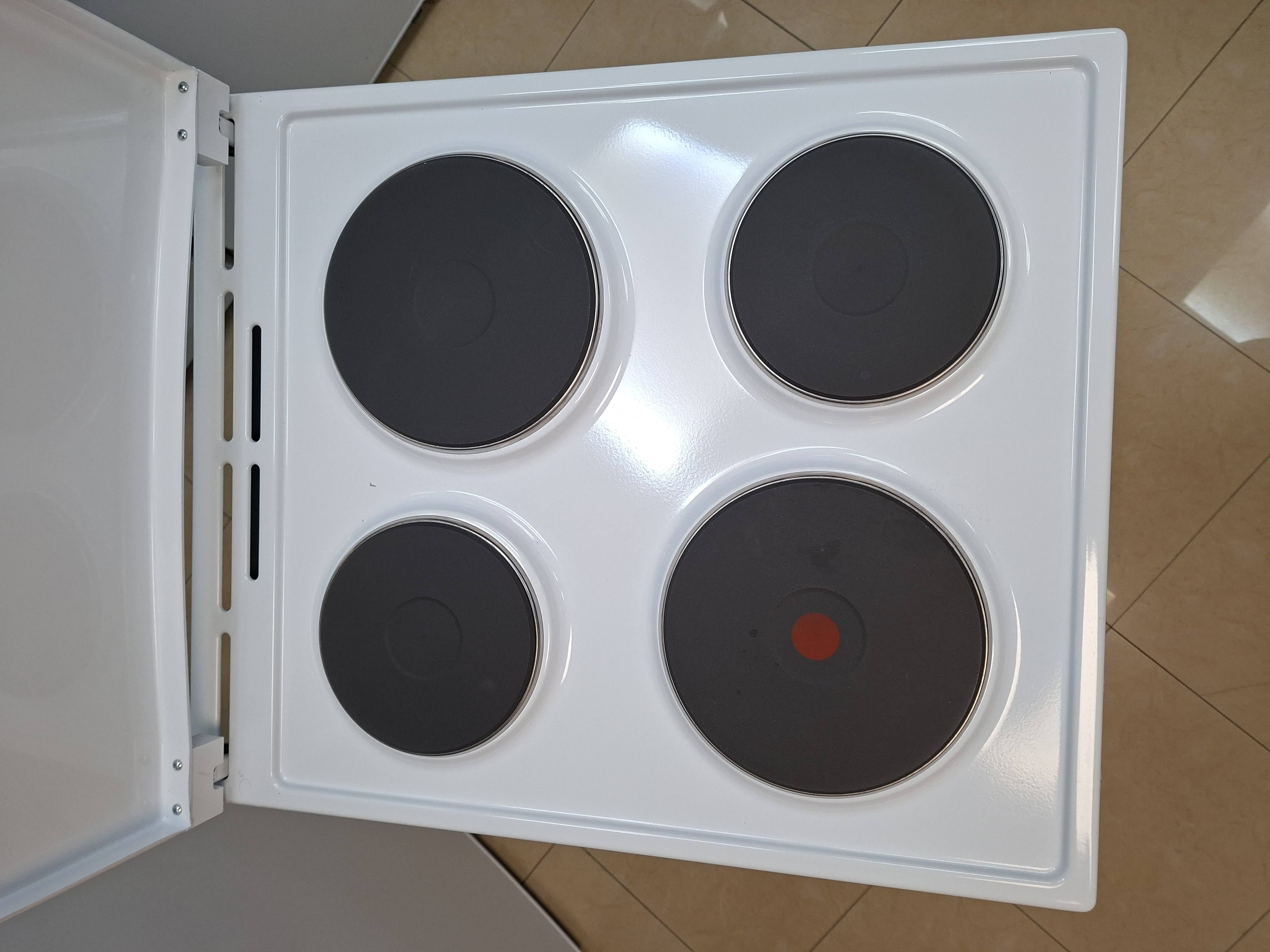 Elektricni Sporet Gorenje GE5A23WH , 50 cm.