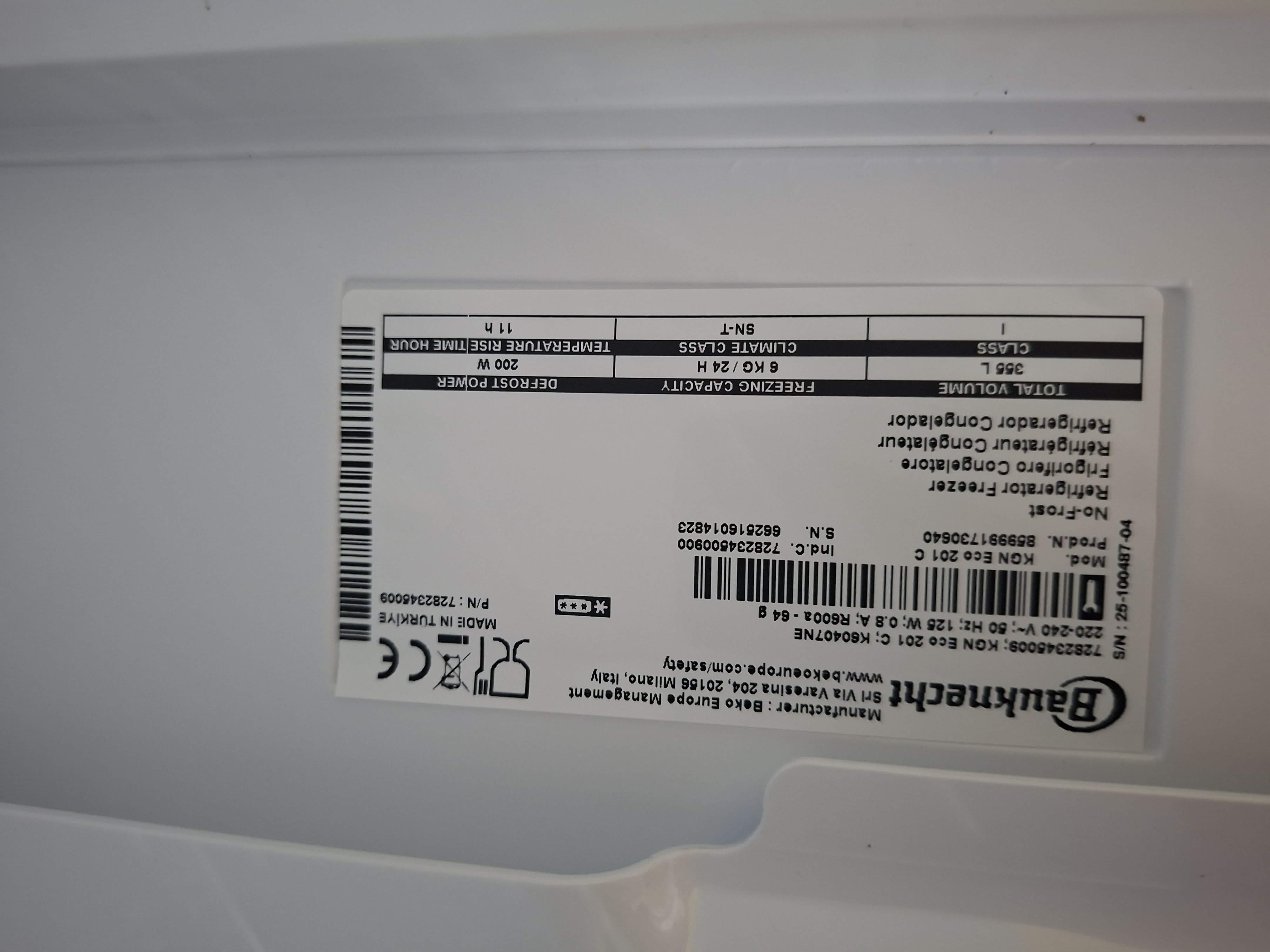 Frižider Bauknecht KGN ECO 201C , 203 cm.