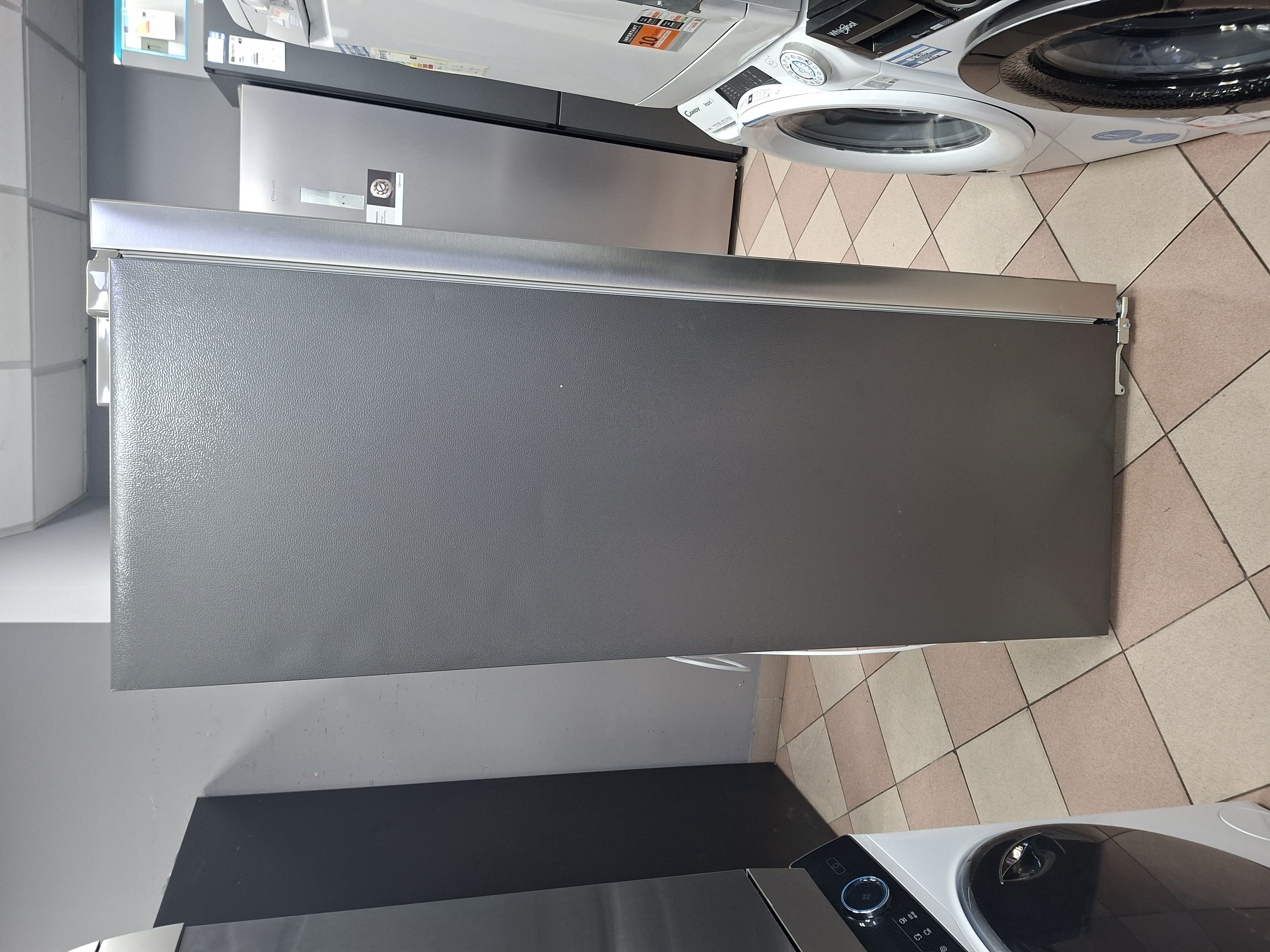 Frižider Bauknecht SBS IW D90 PEARI , 179 cm.