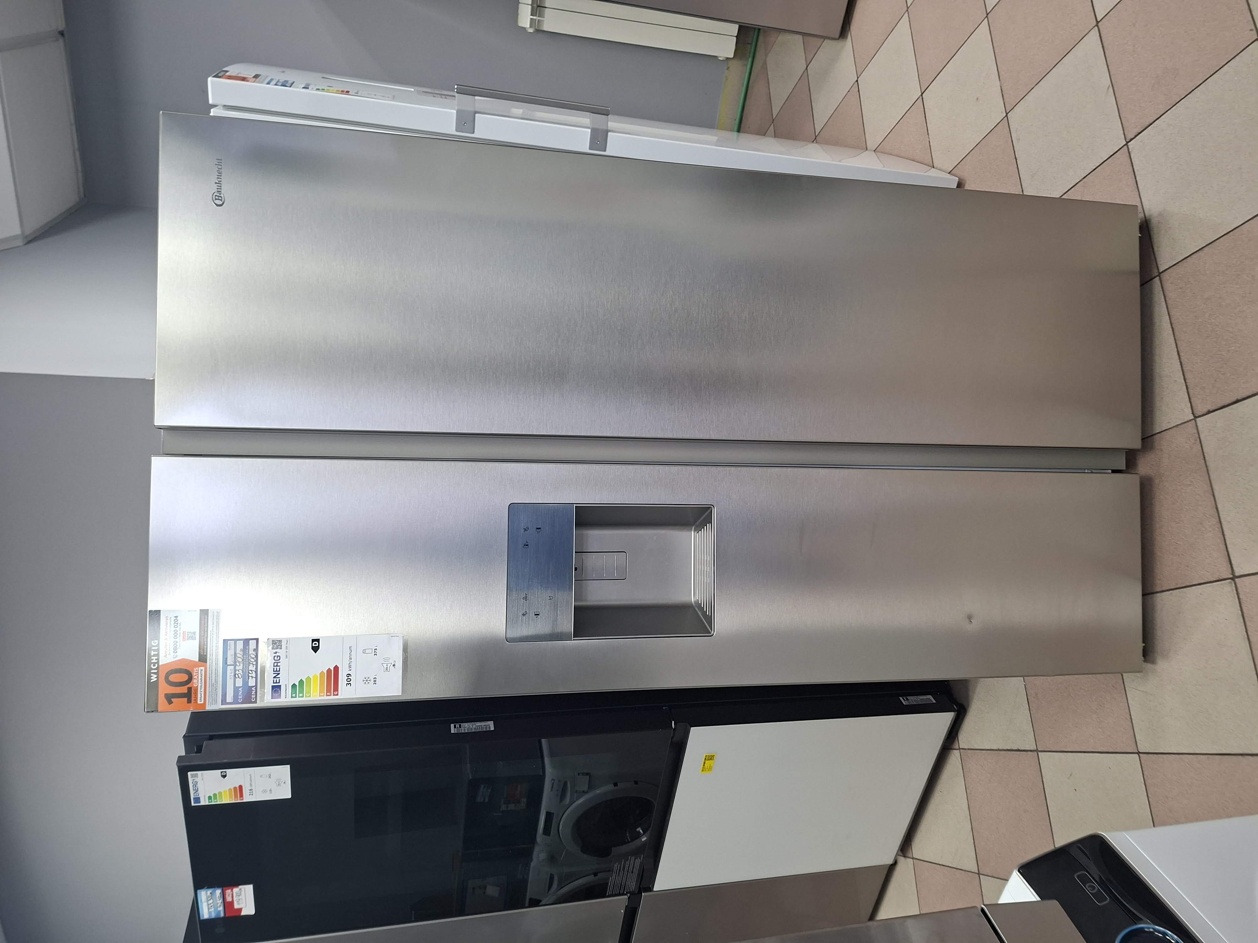 Frižider Bauknecht SBS IW D90 PEARI , 179 cm.