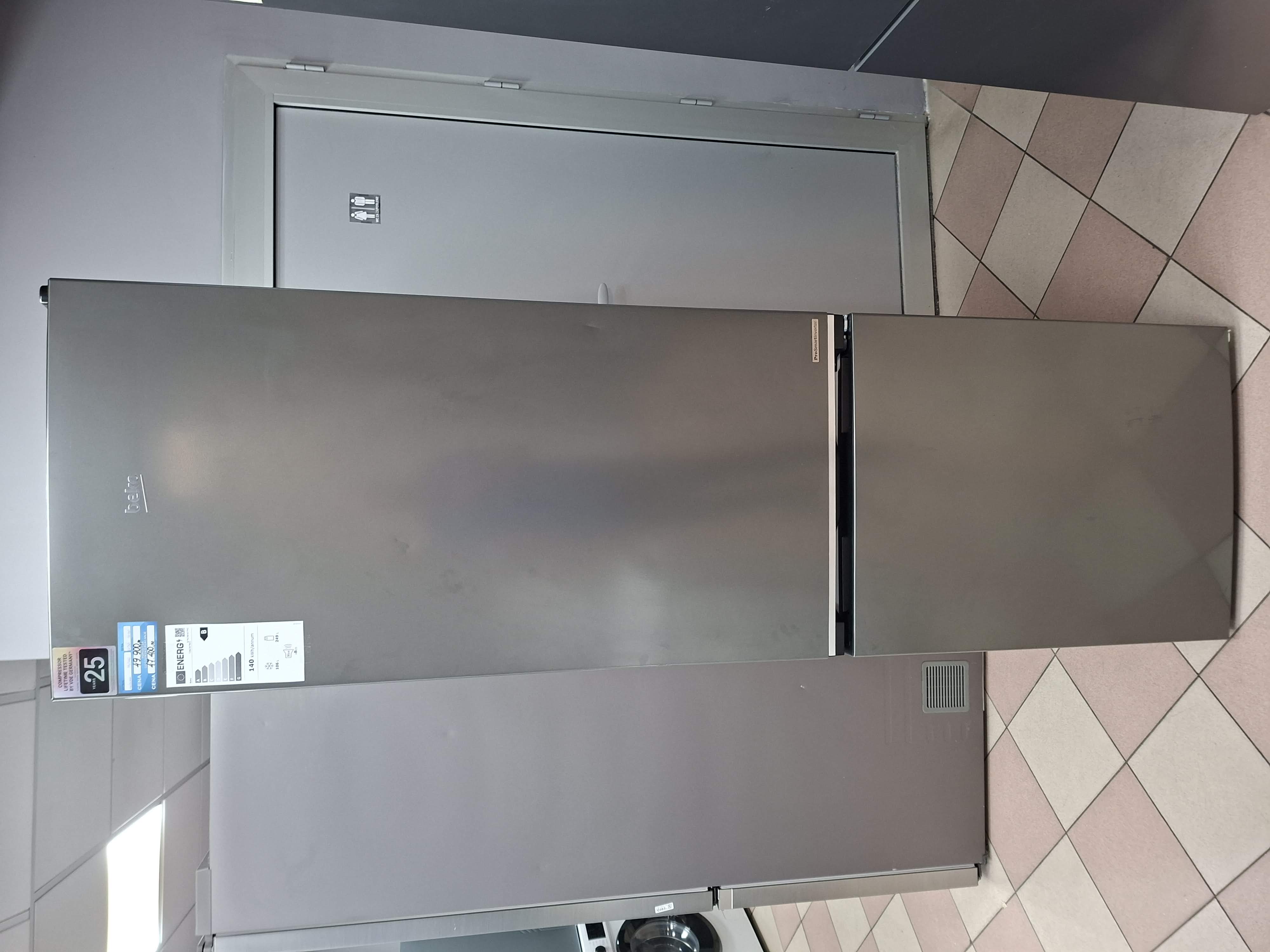 Frižider Beko B7RCNE407HG, 203cm