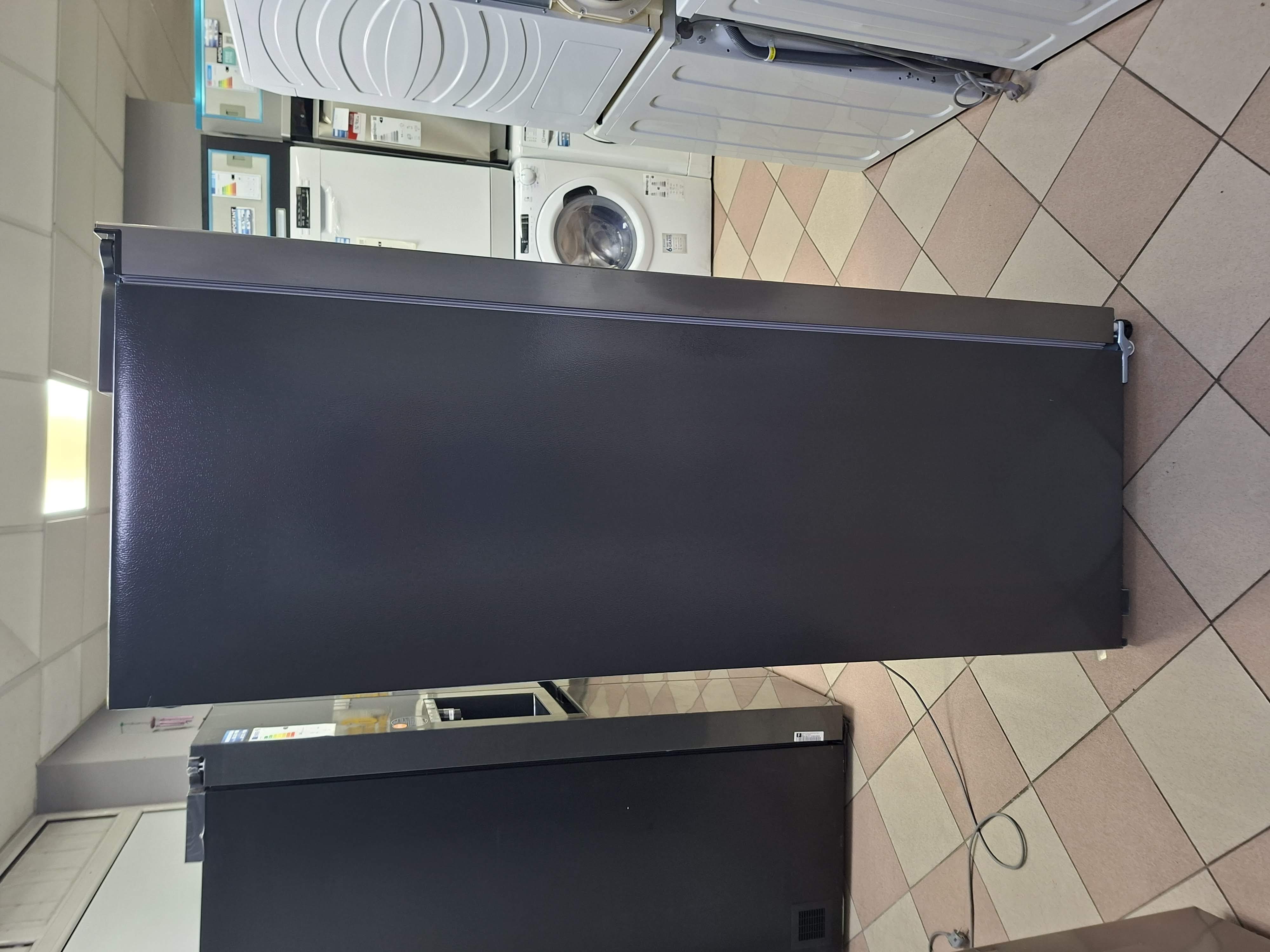 Frižider Beko GNO5322XPN , 177 cm.