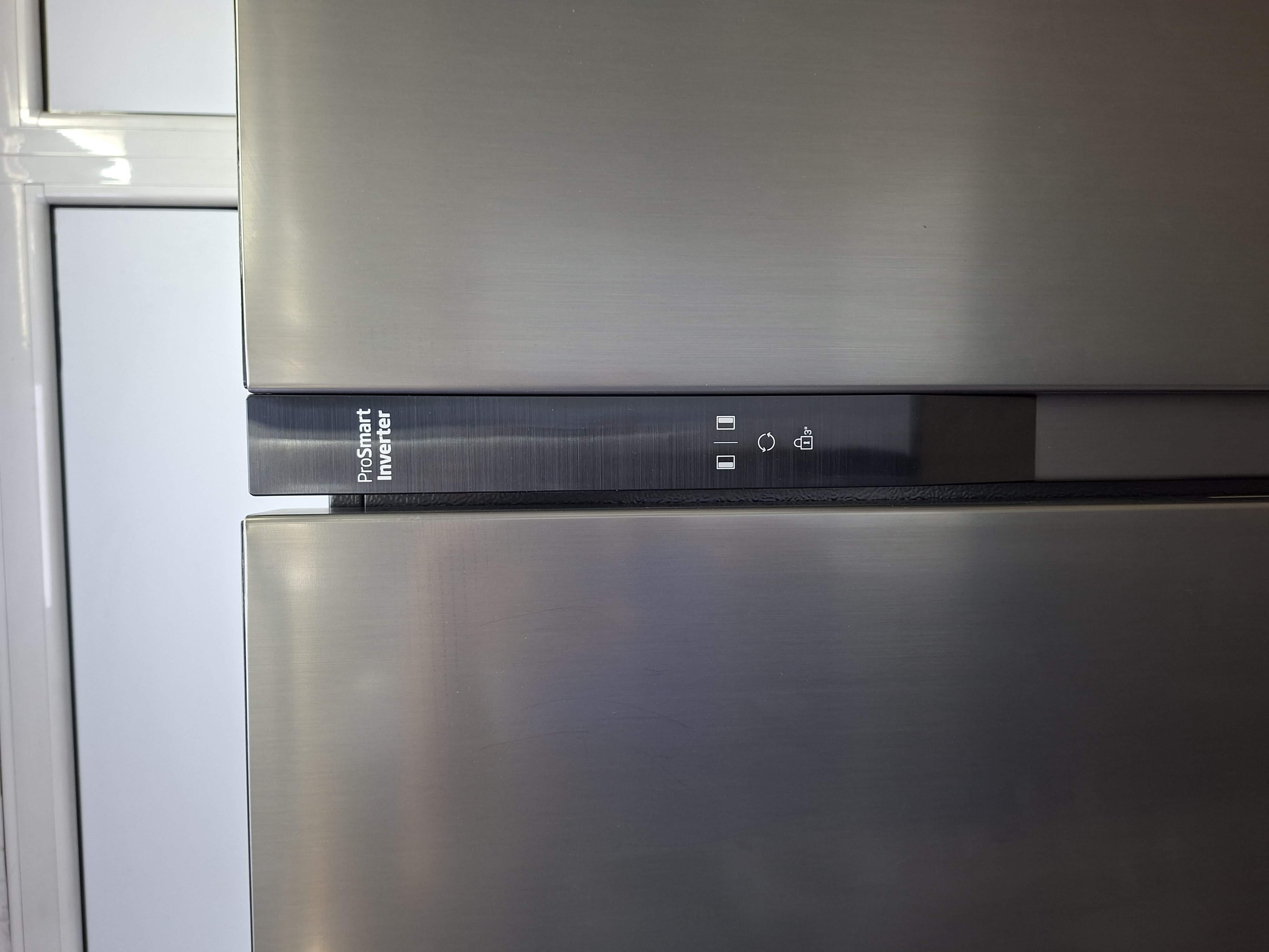 Frižider Beko GNO5322XPN , 177 cm.