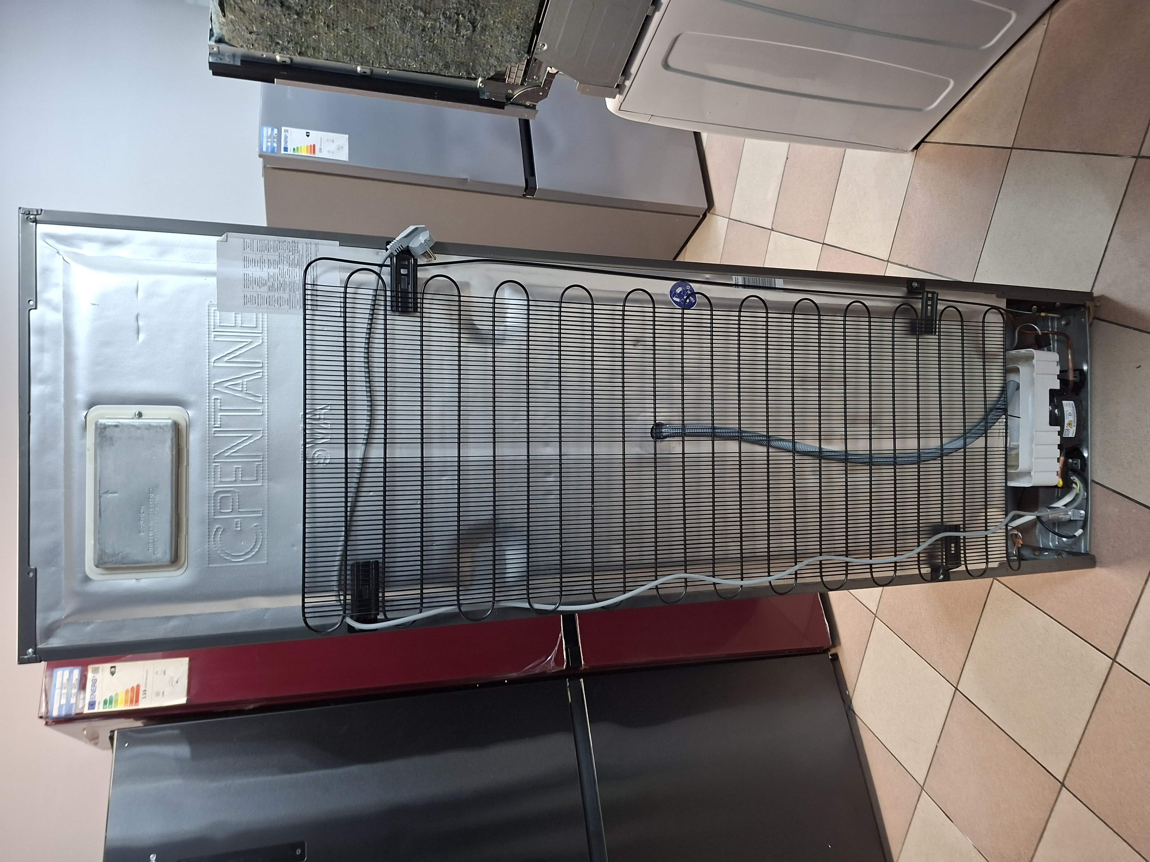 Frižider Beko RCNA305K40XBRN, 181 cm