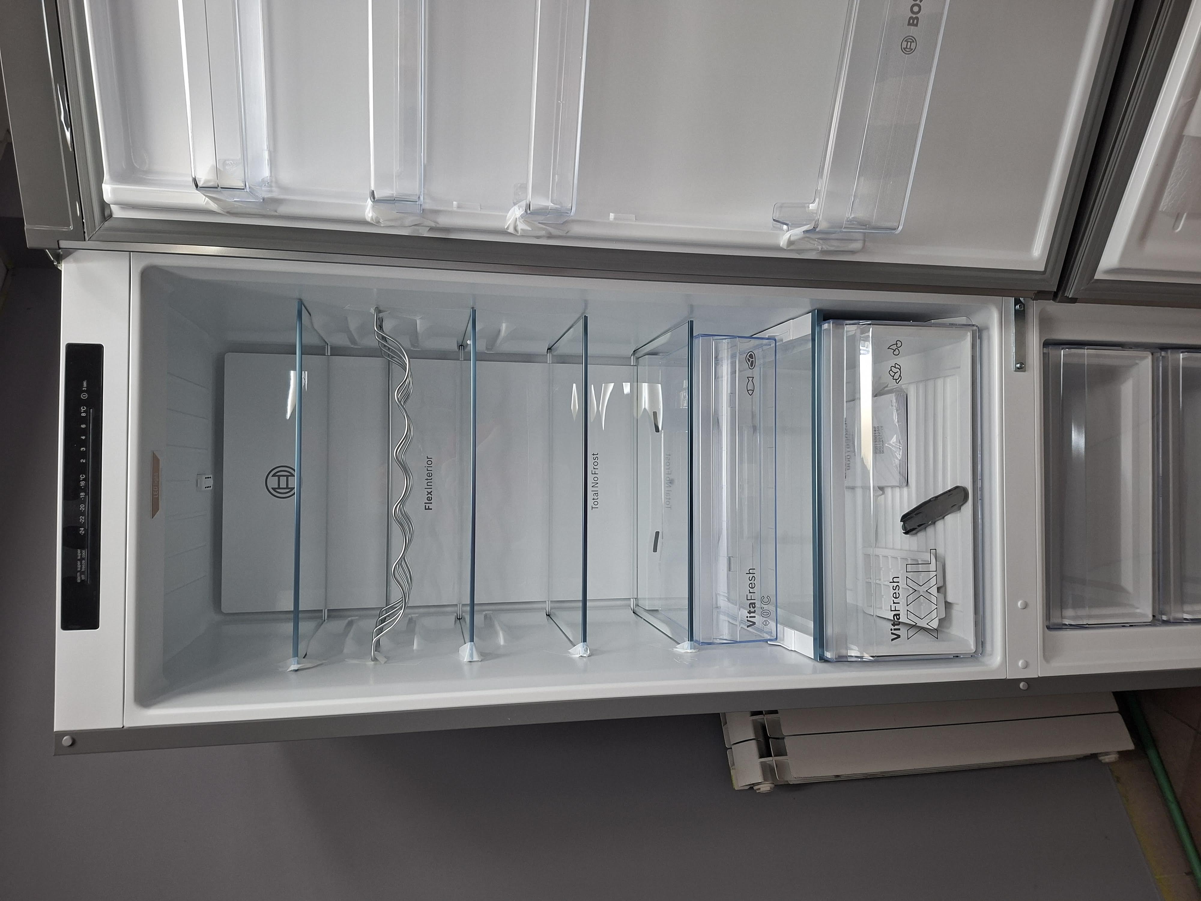 Frižider Bosch KGN392LAG , 203 cm