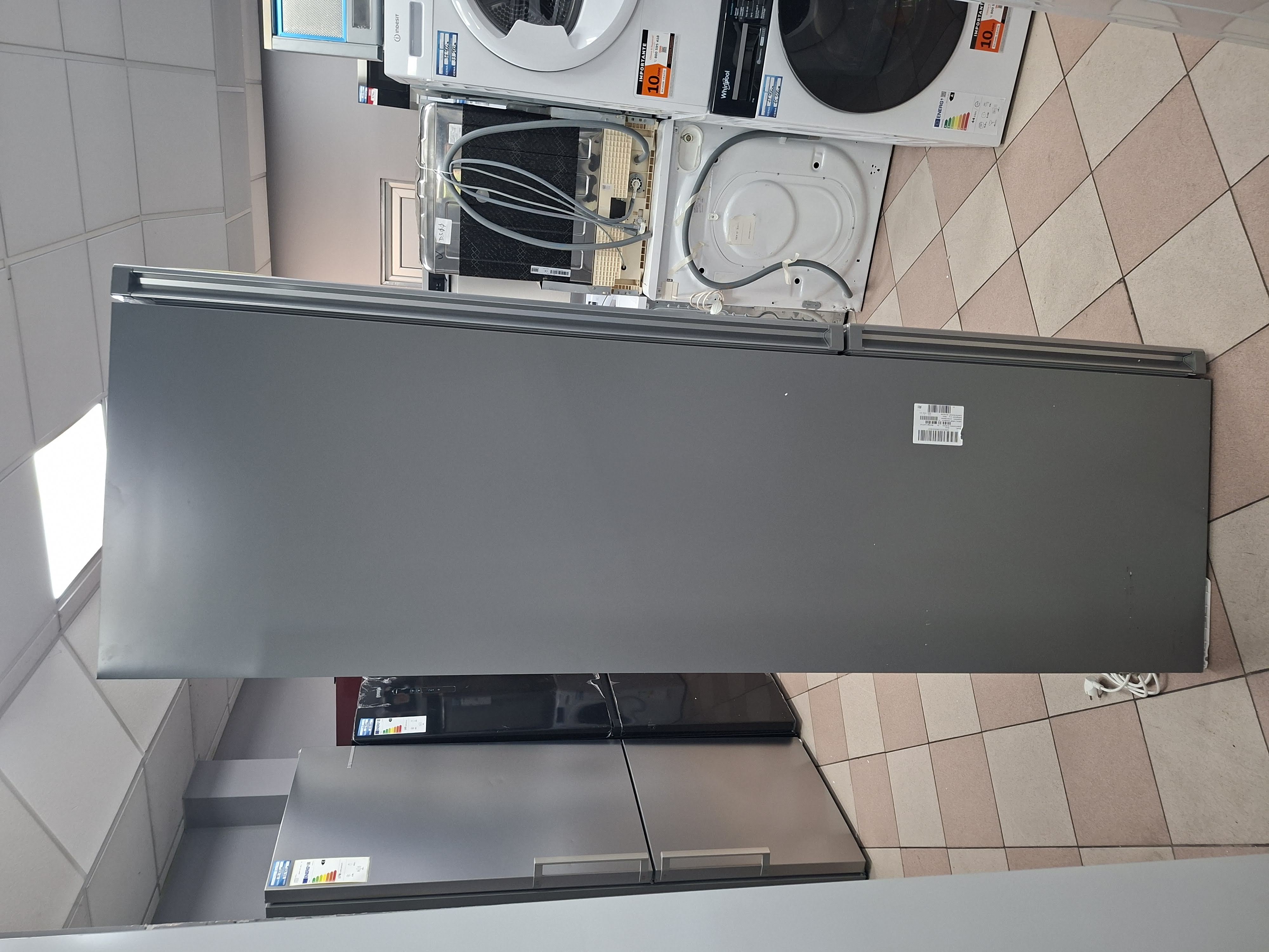 Frižider Bosch KGN392LCF , 203 cm