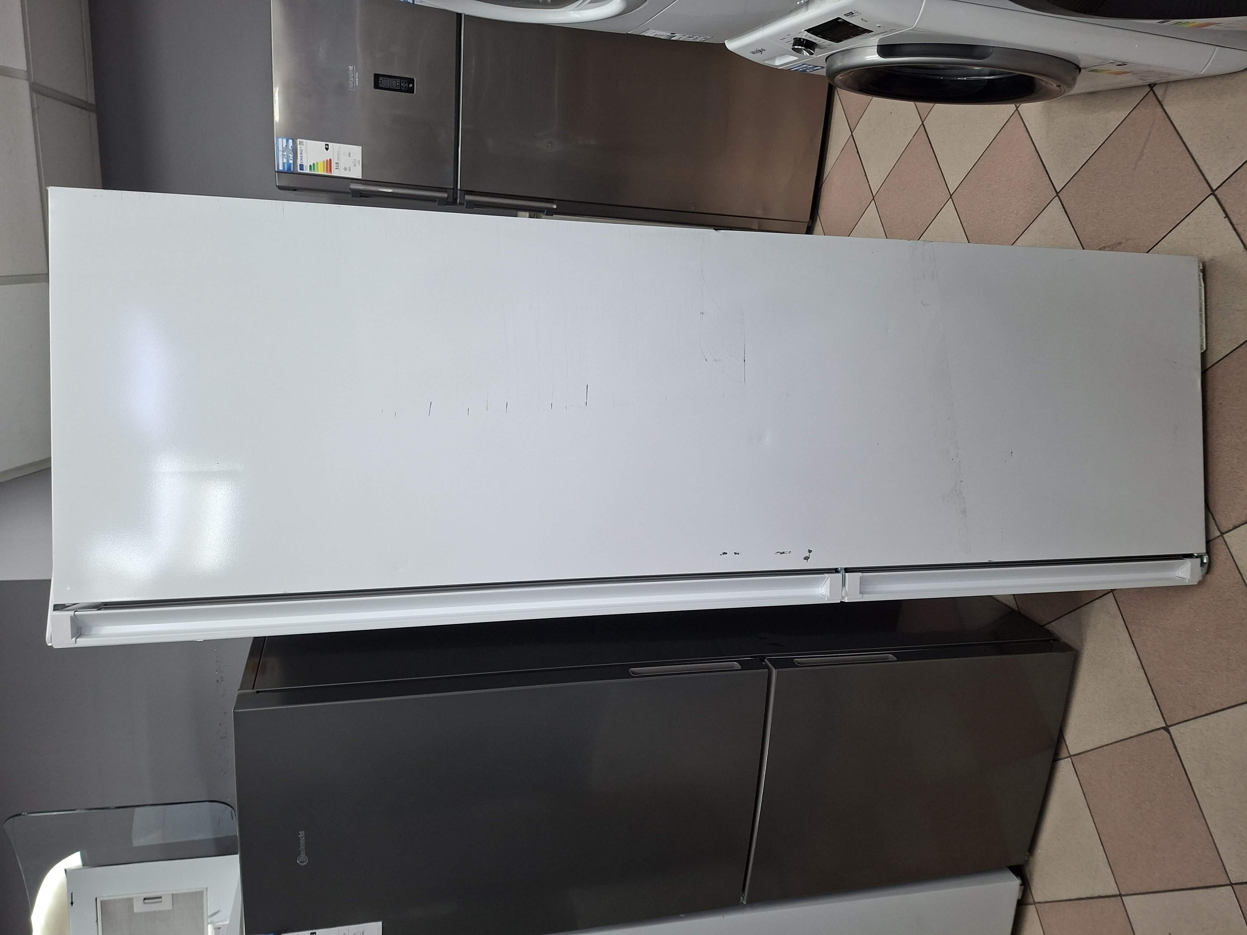 Frižider Bosch KGN392WCF , 203 cm