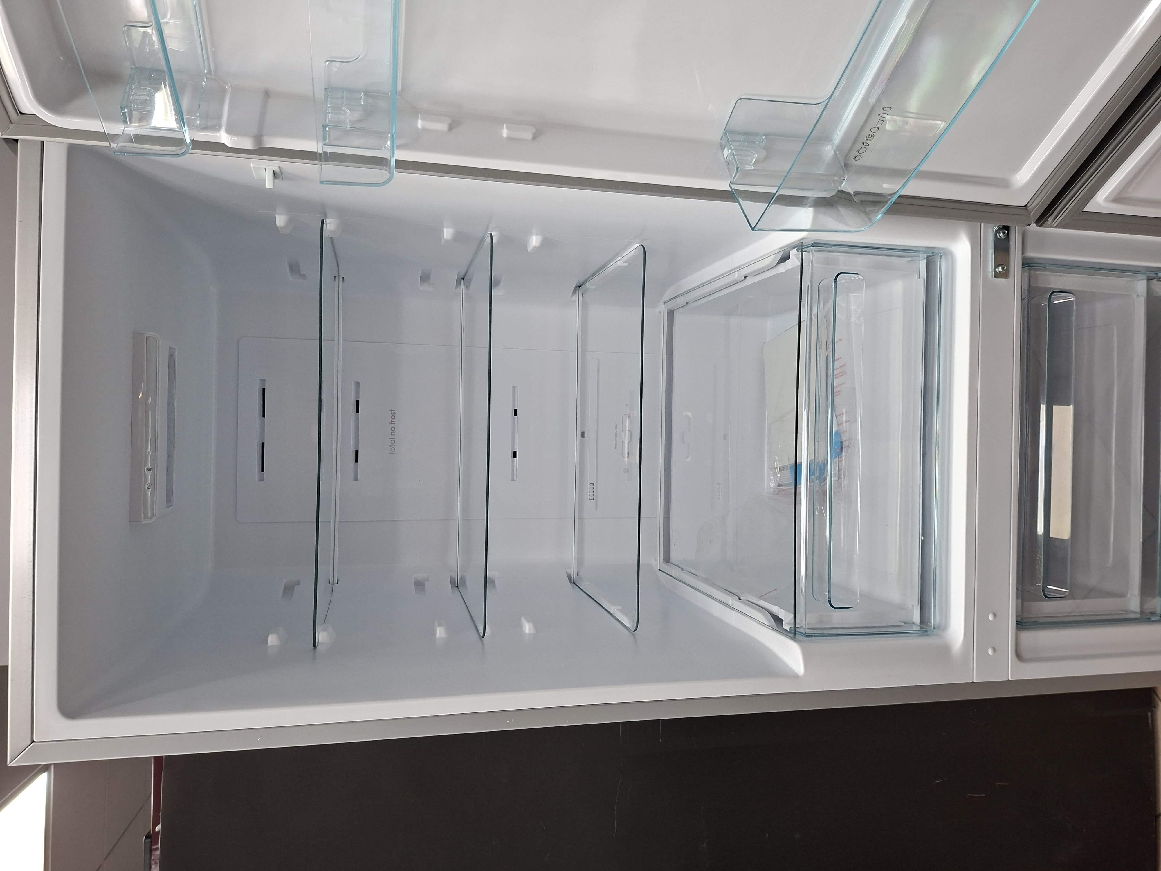 Frižider Candy CCE3T618FS , 185 cm.