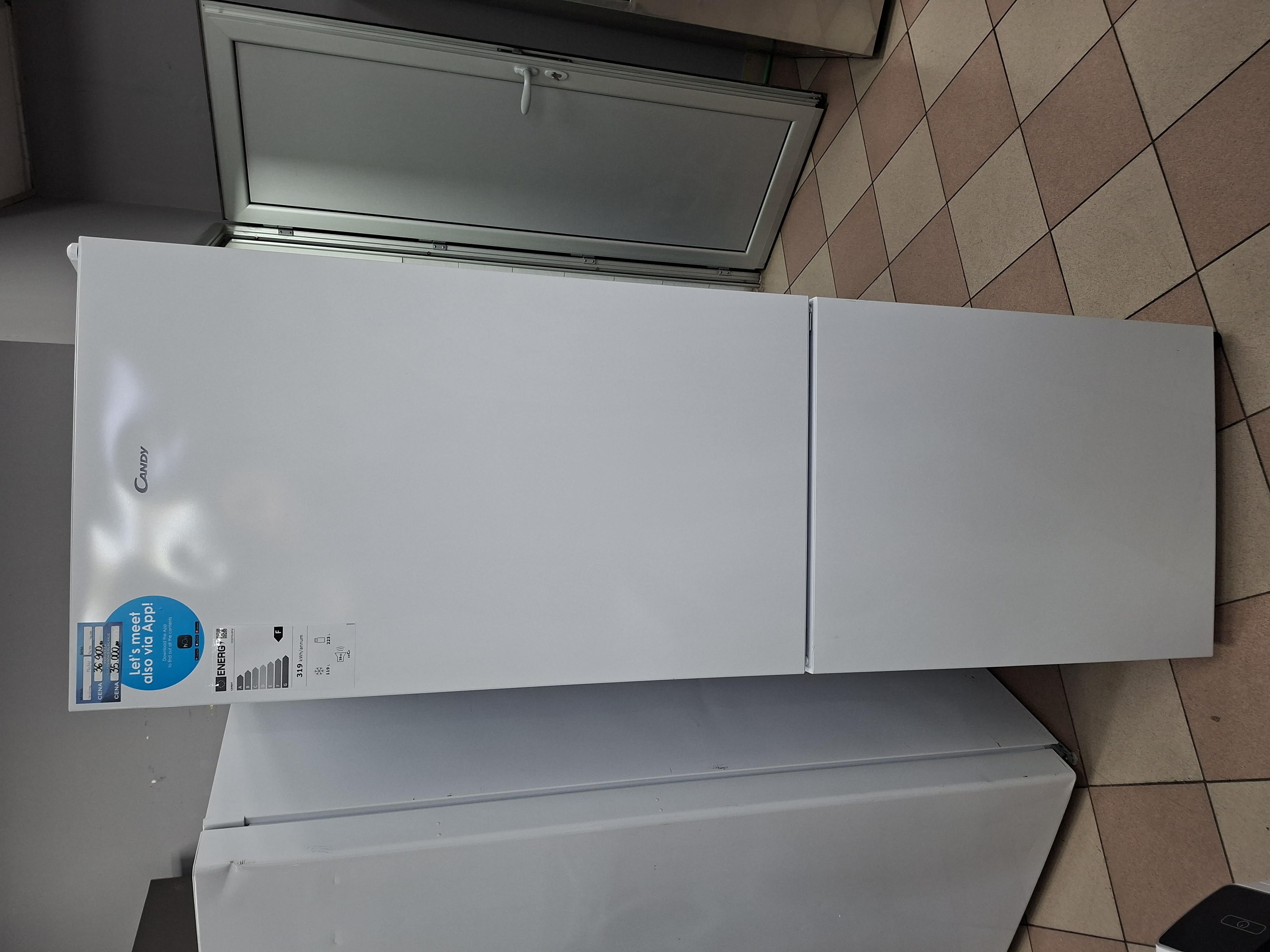 Frižider Candy CCE3T618FW , 185 cm.