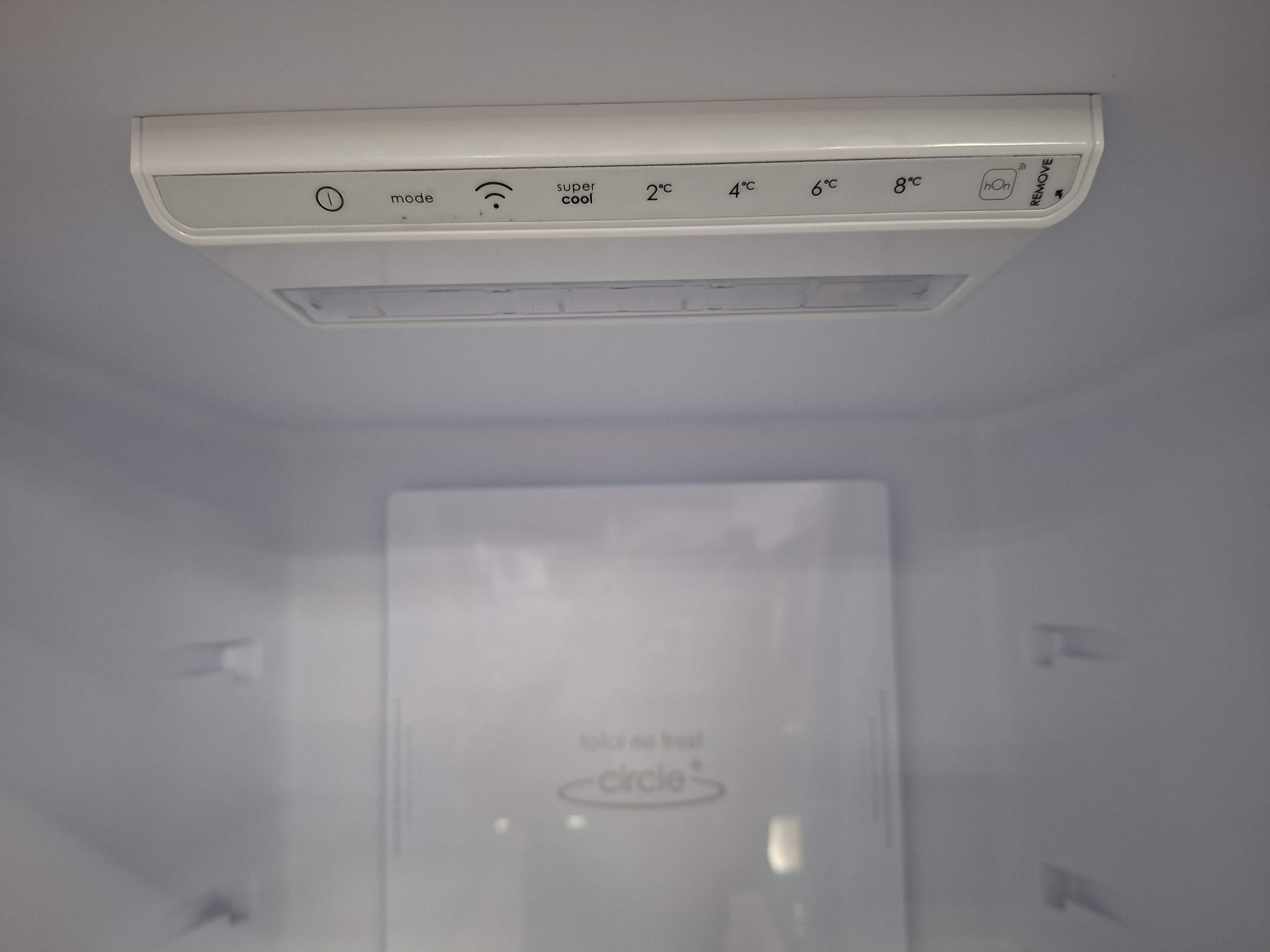 Frižider Candy CCE4T620EB , 200 cm. 