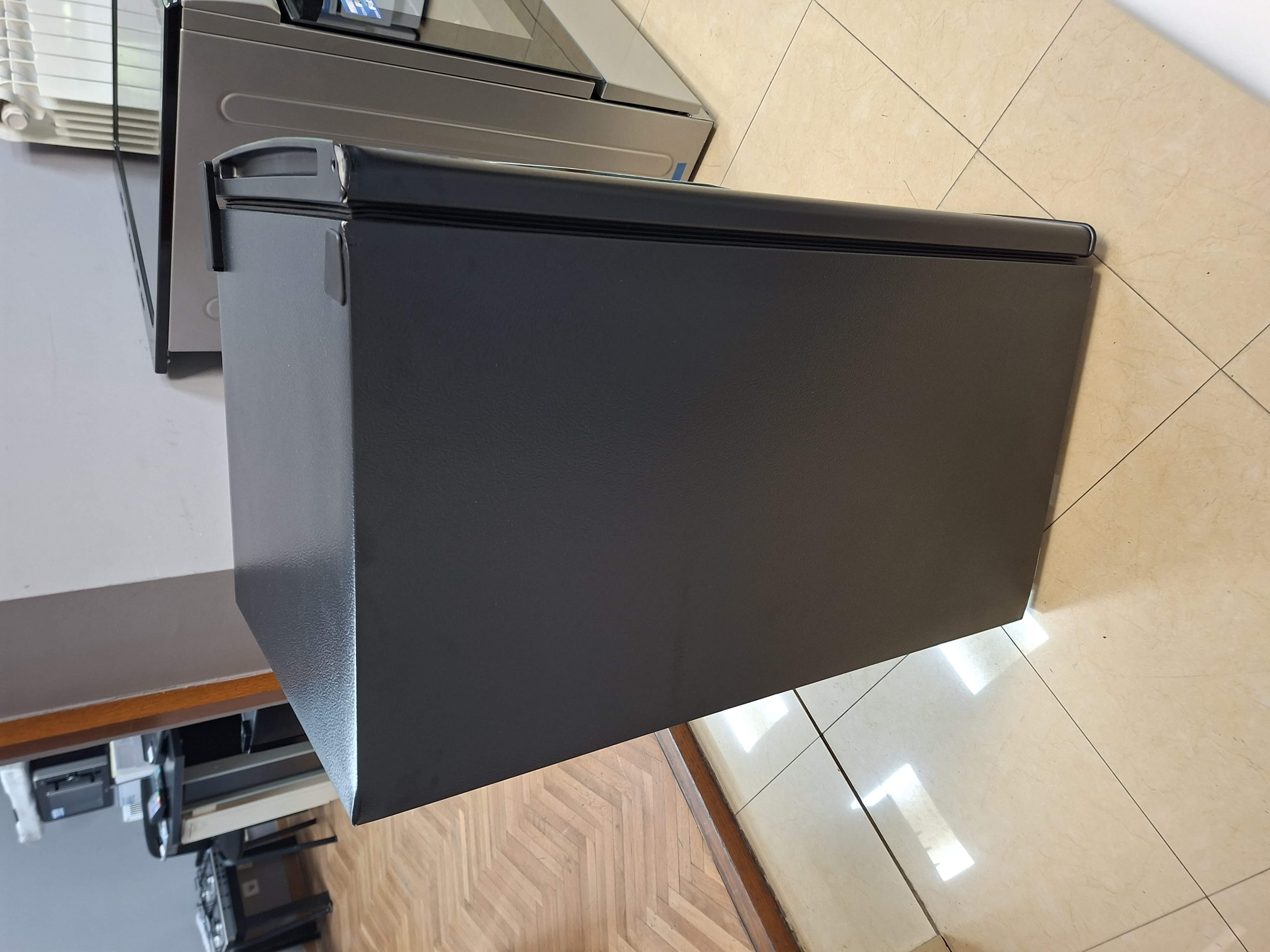 Frižider Candy CHASD4385EBC , 85 cm.