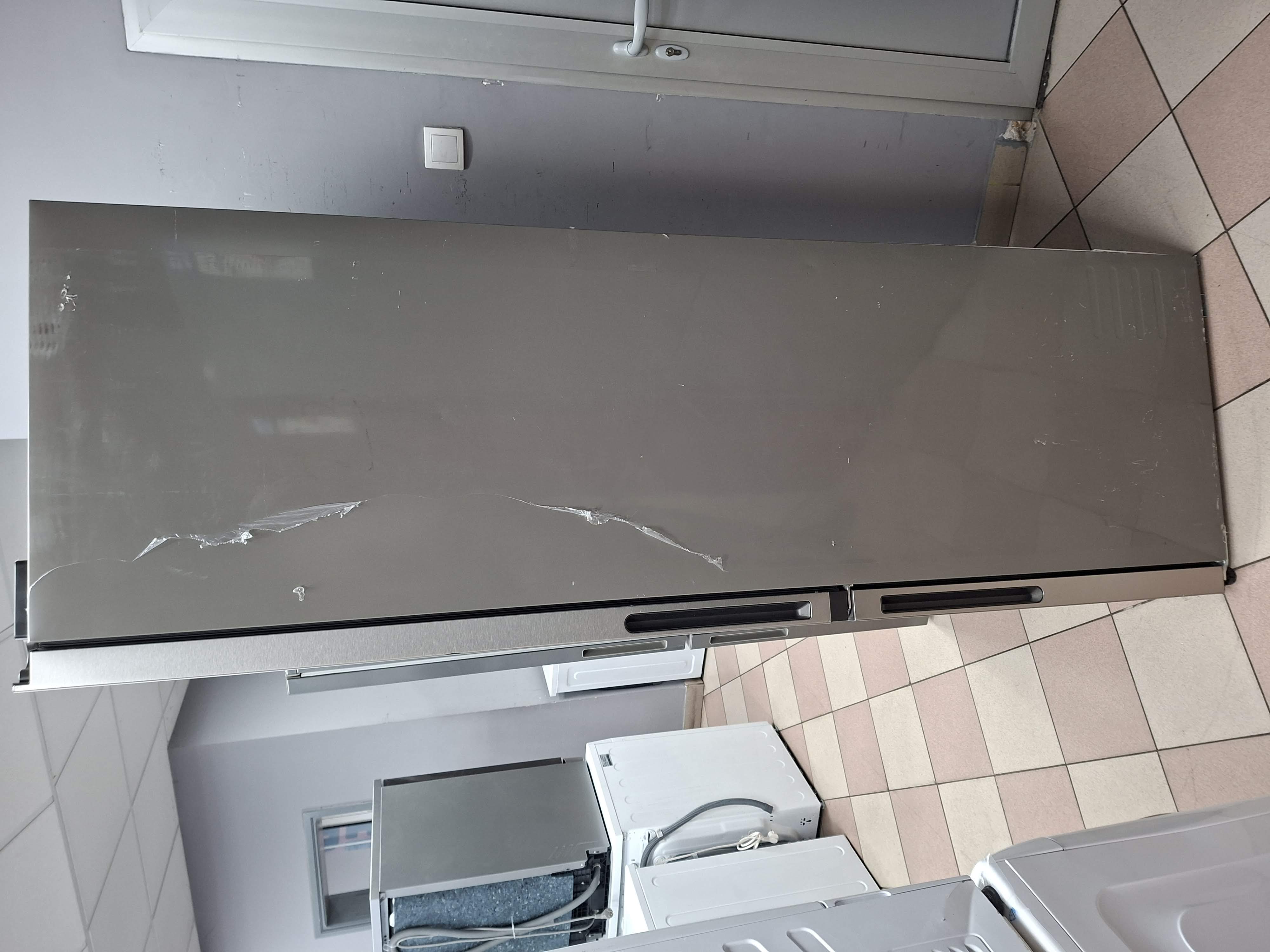 Frižider Candy CNCQ2T620DX , 205 cm.