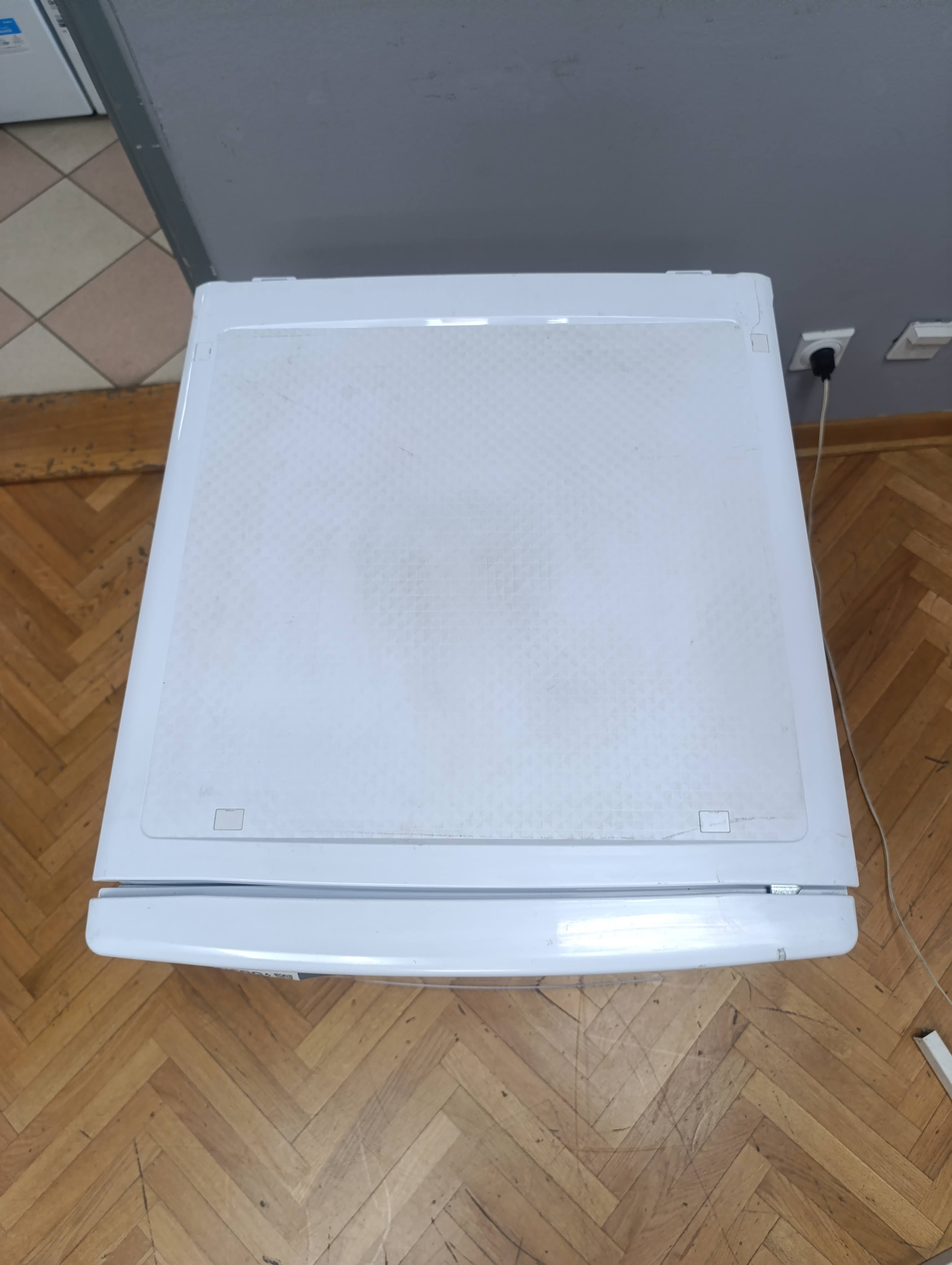 Frižider Candy COT1S45EW, 85cm