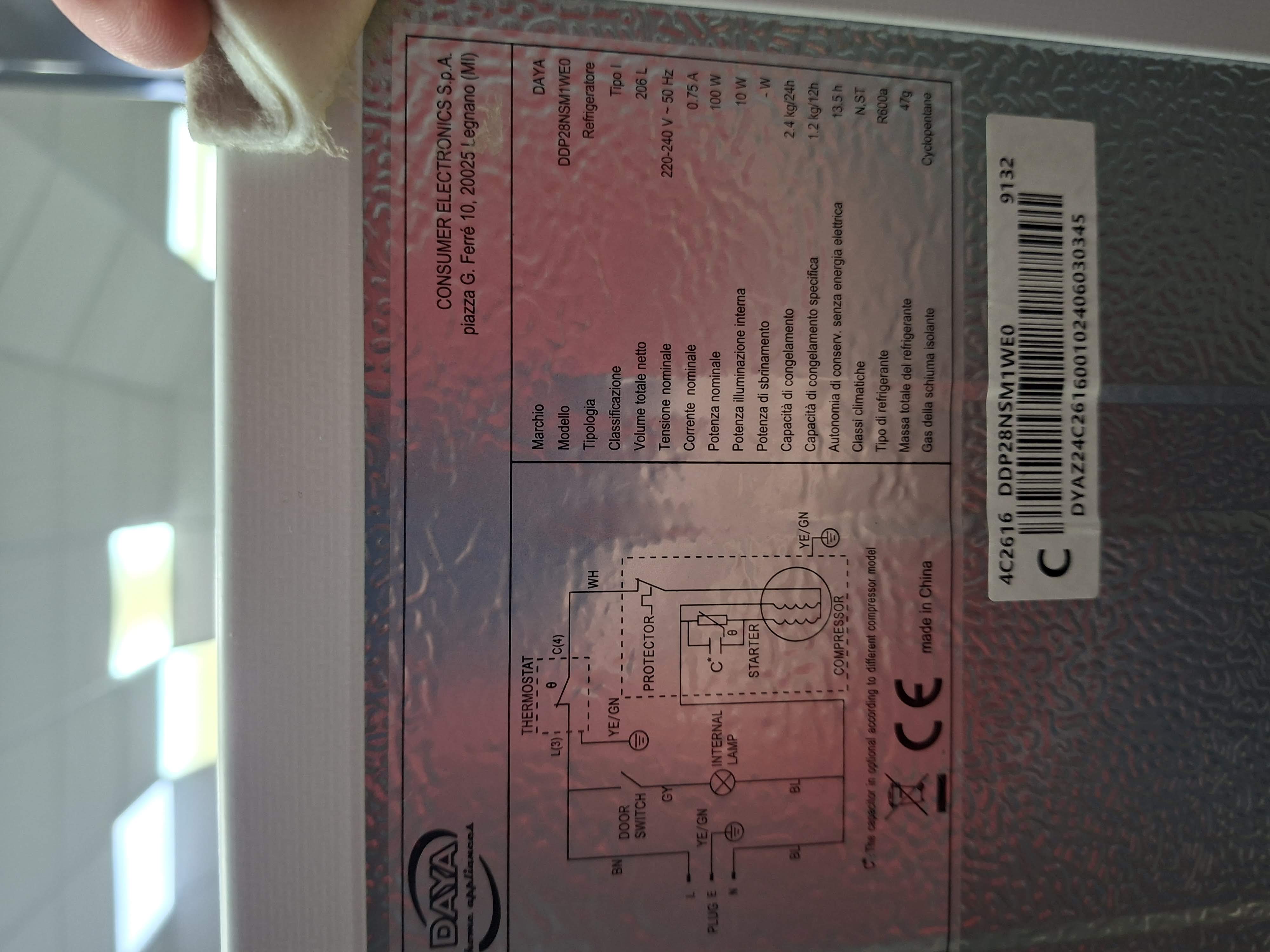 Frižider Daya DDP28NSM1WE0 , 143 cm.