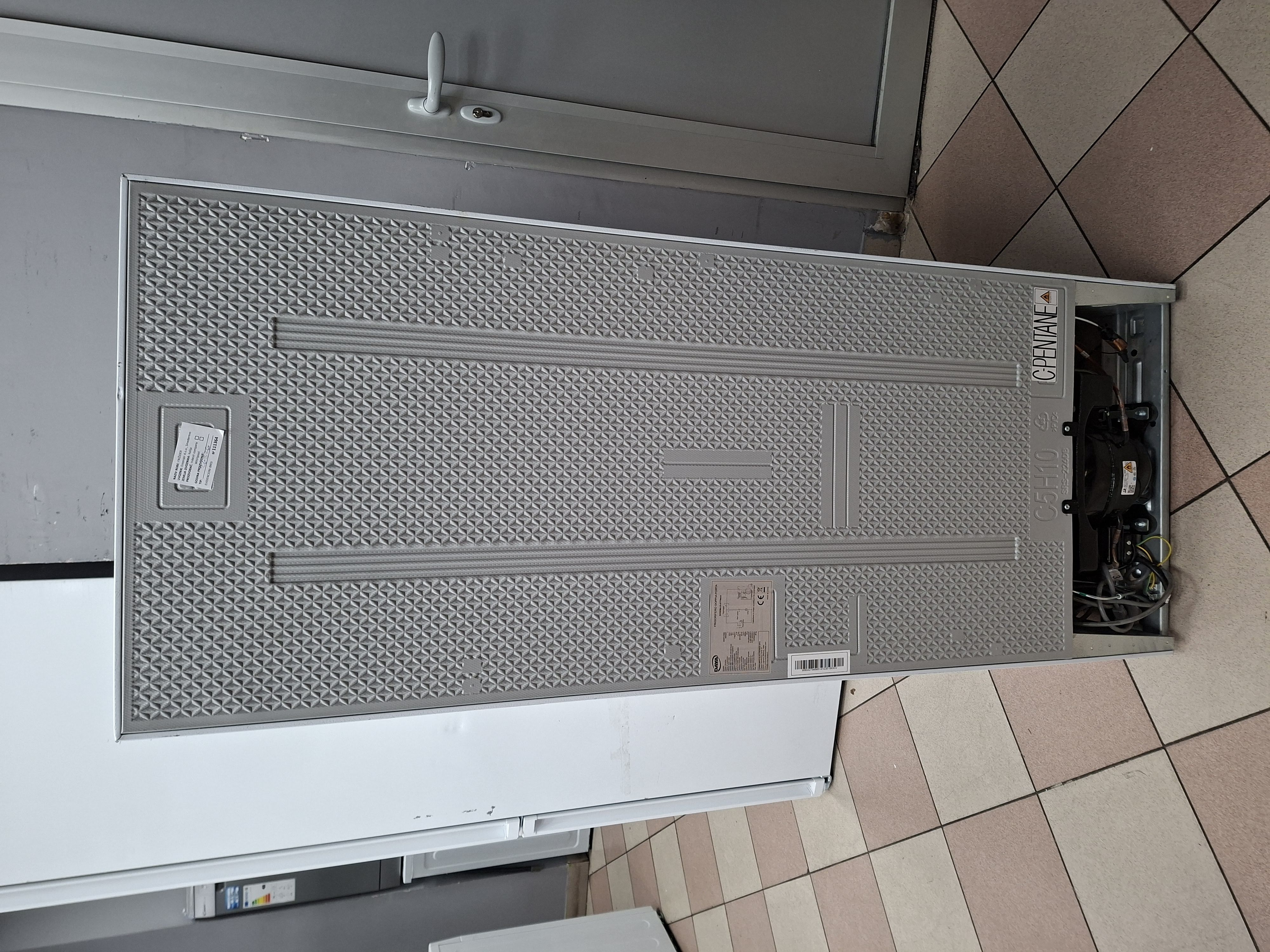 Frižider Daya  DSDP210WE , 143 cm.