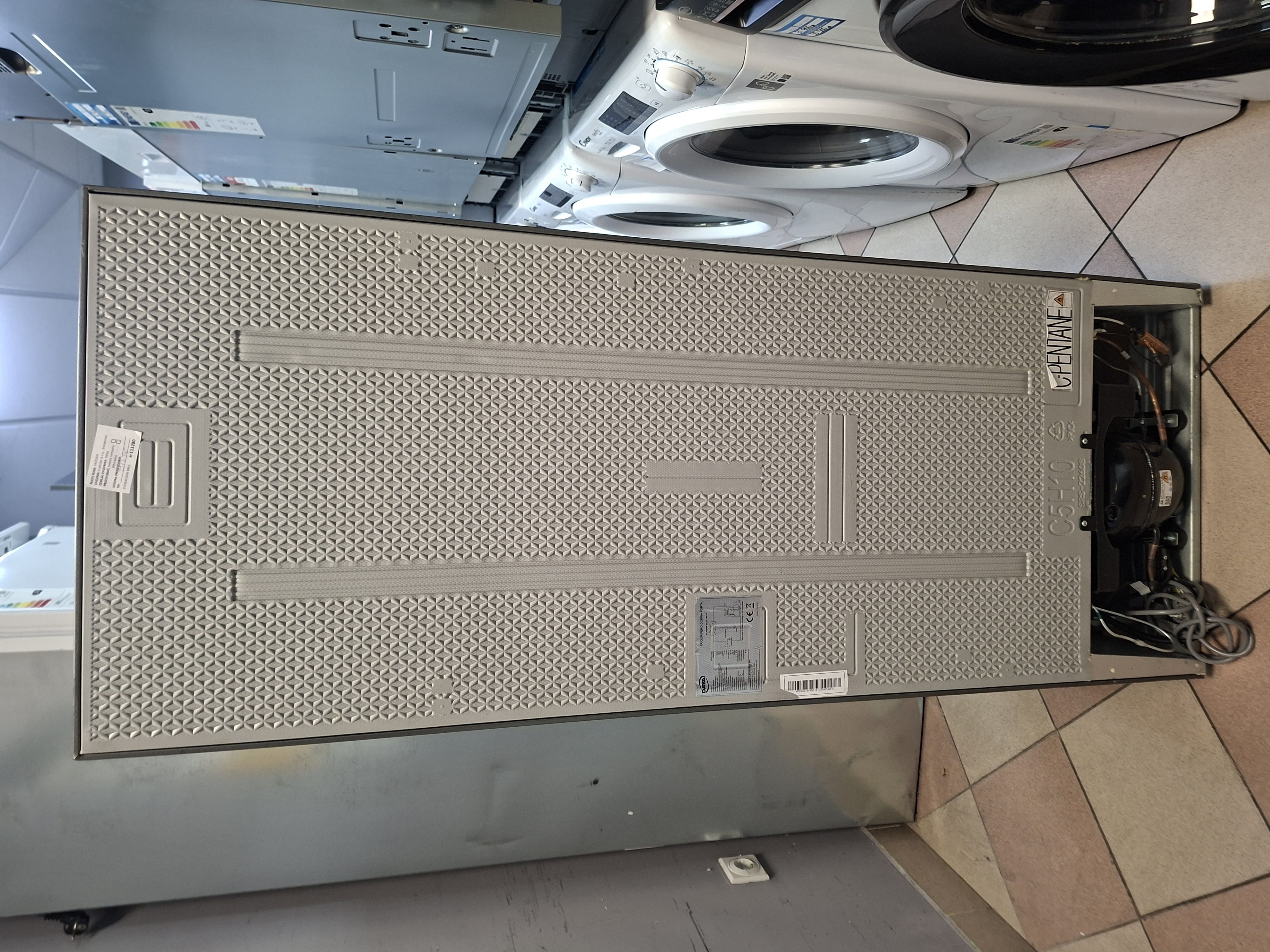 Frižider Daya  DSDP210XE , 143 cm.