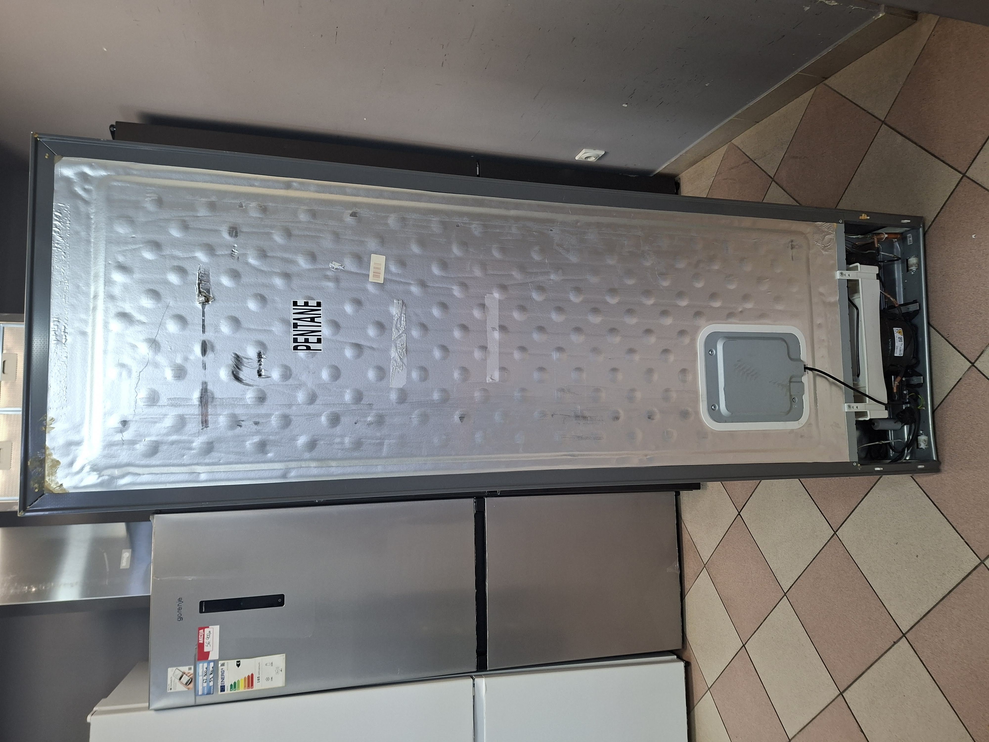 Frižider Gorenje N61EA2XL4 , 185cm.