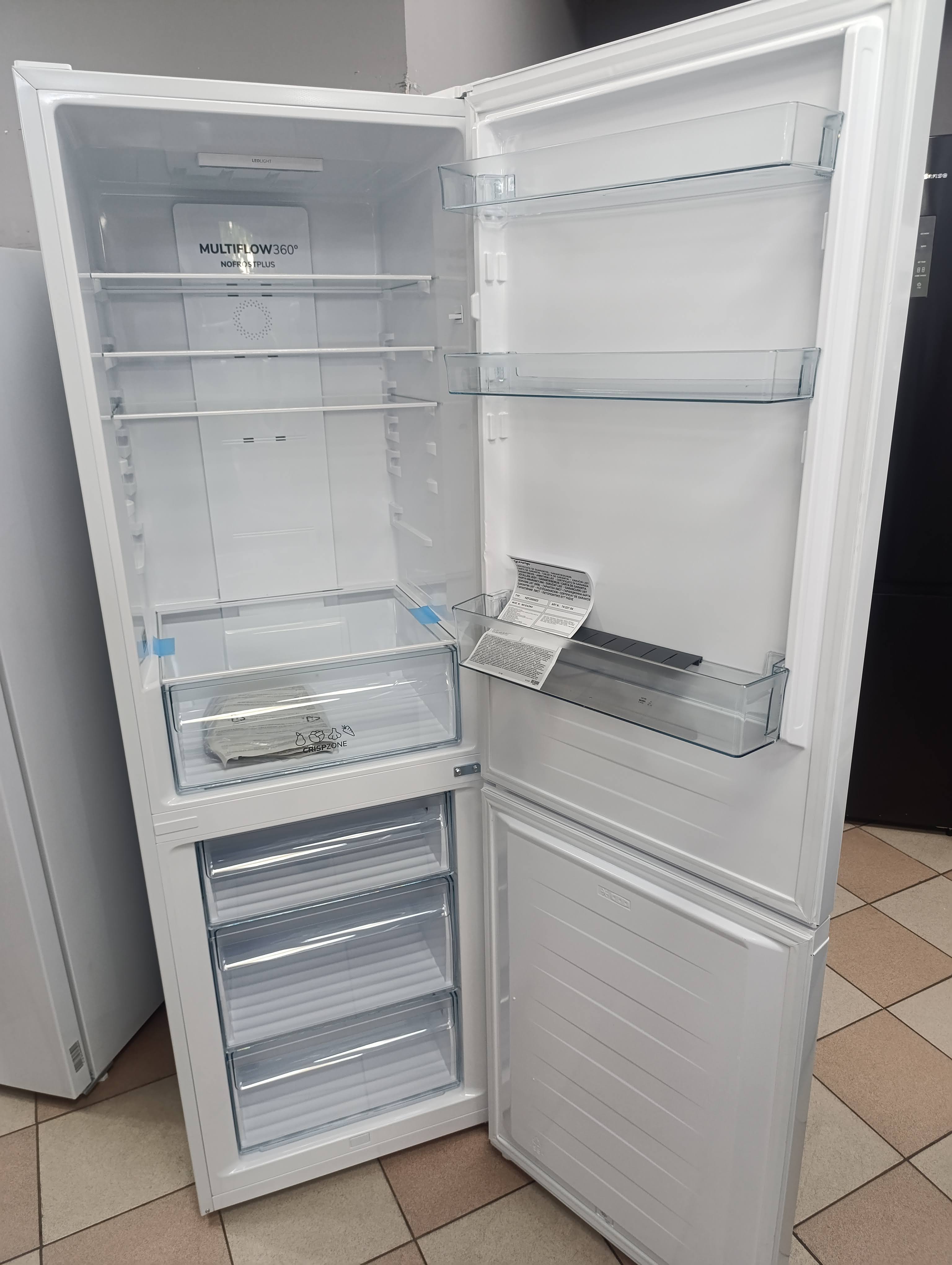 Frižider Gorenje N61EAW4 , 185cm.