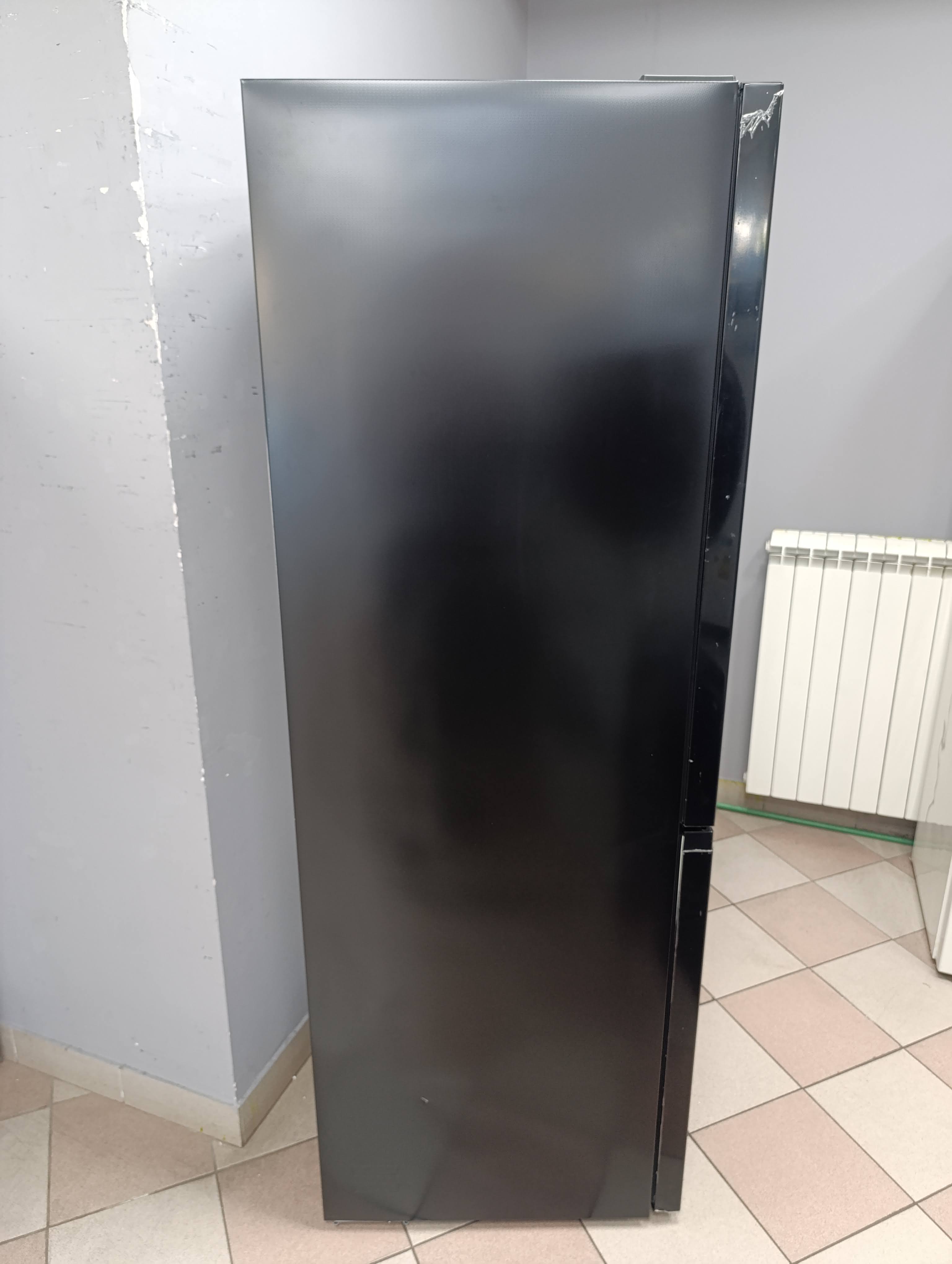 Frižider Gorenje NK79B0DBK, 185cm.