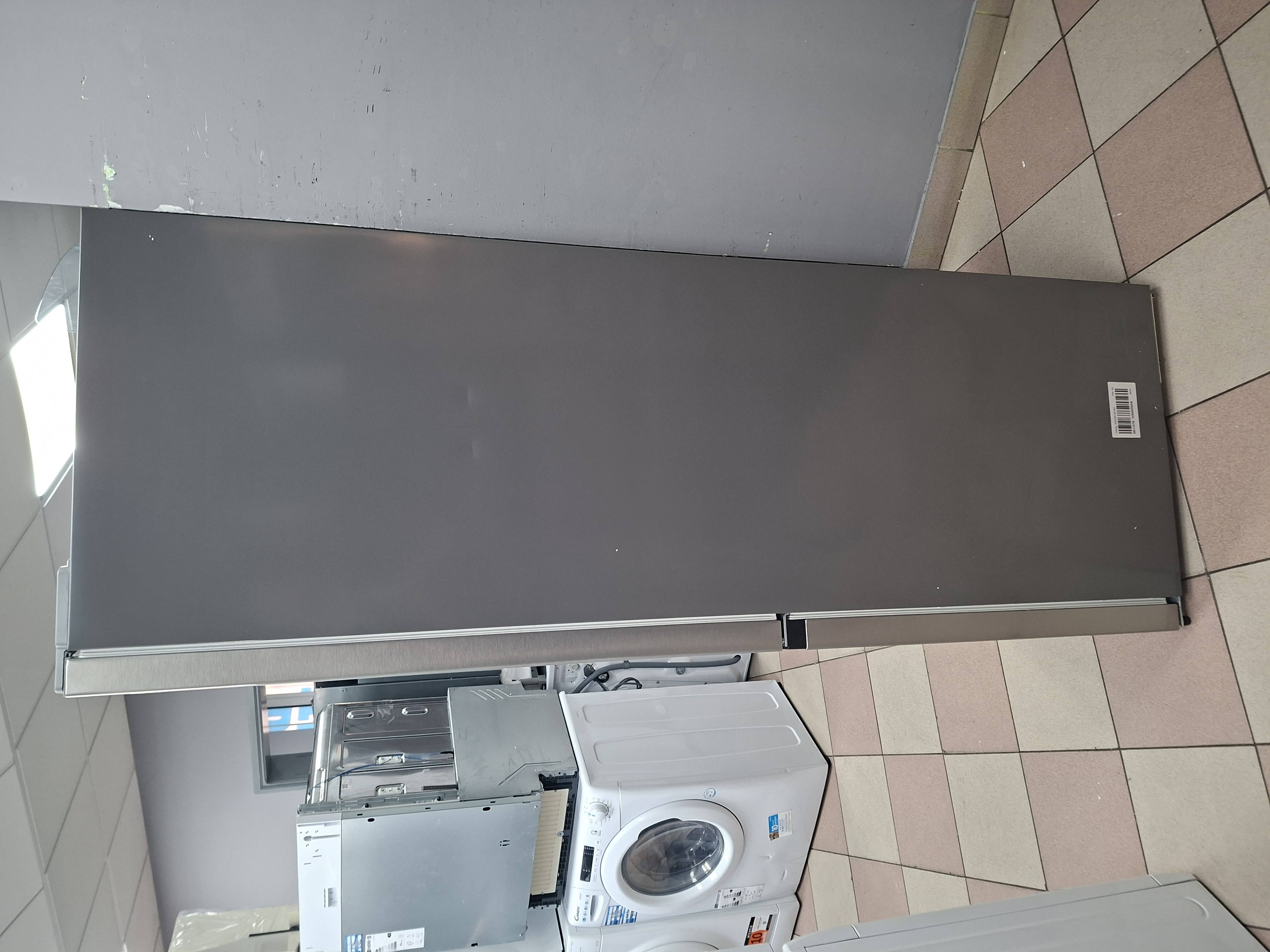 Frižider Gorenje NK79B0DXL , 185cm.