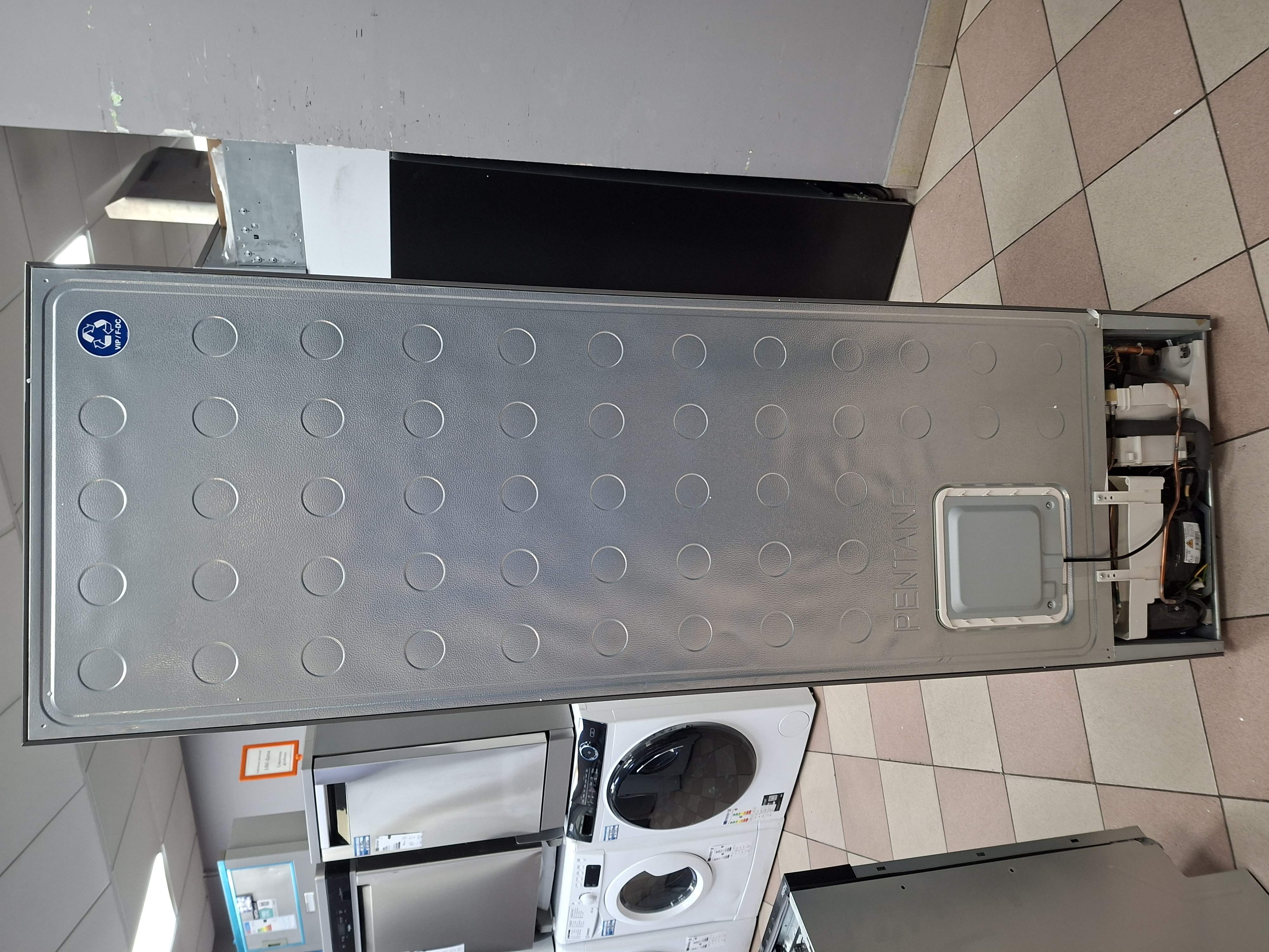 Frižider Gorenje NK79B0DXL , 185cm.
