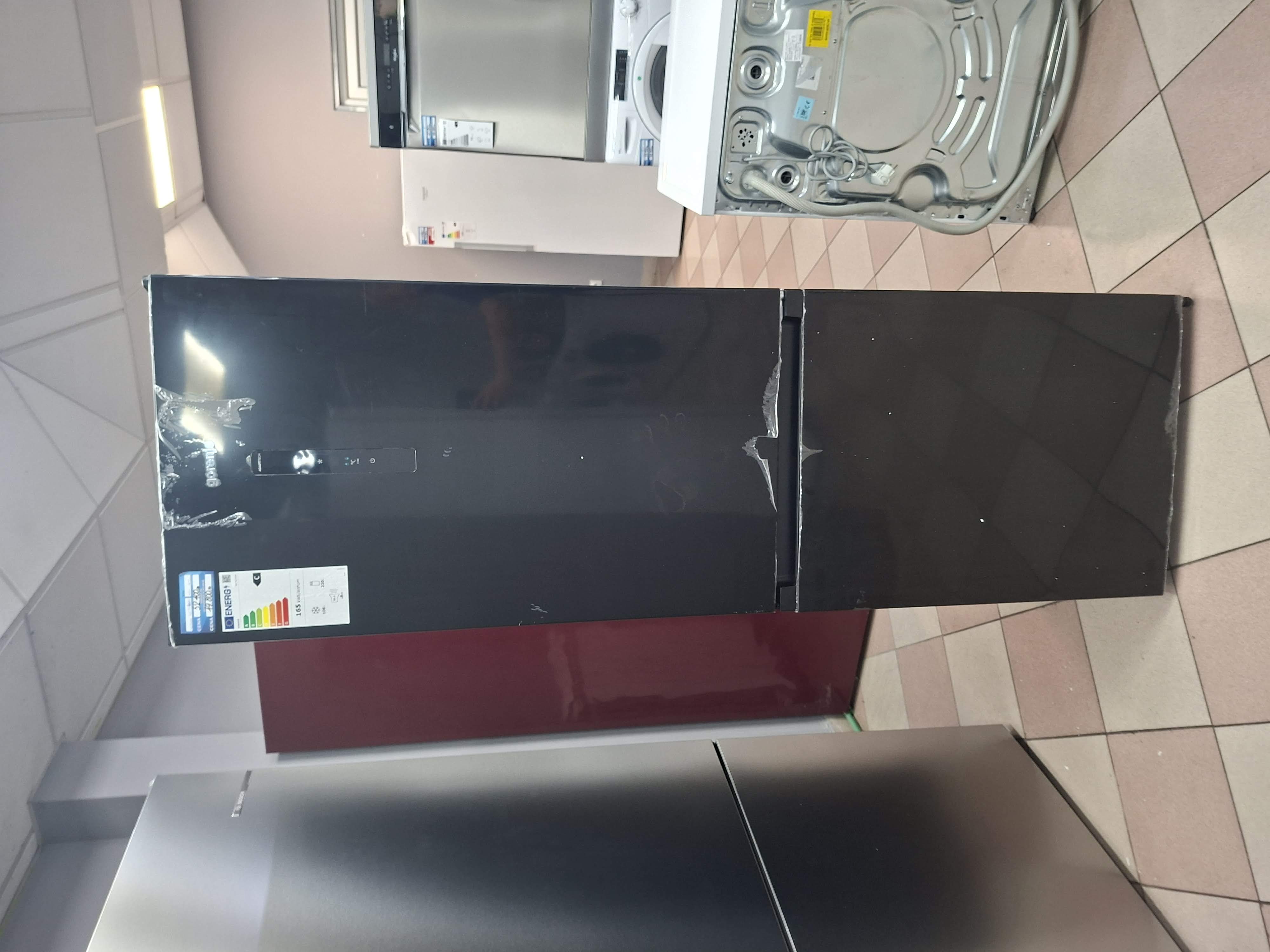 Frižider Gorenje NK79C0DBK , 185cm.