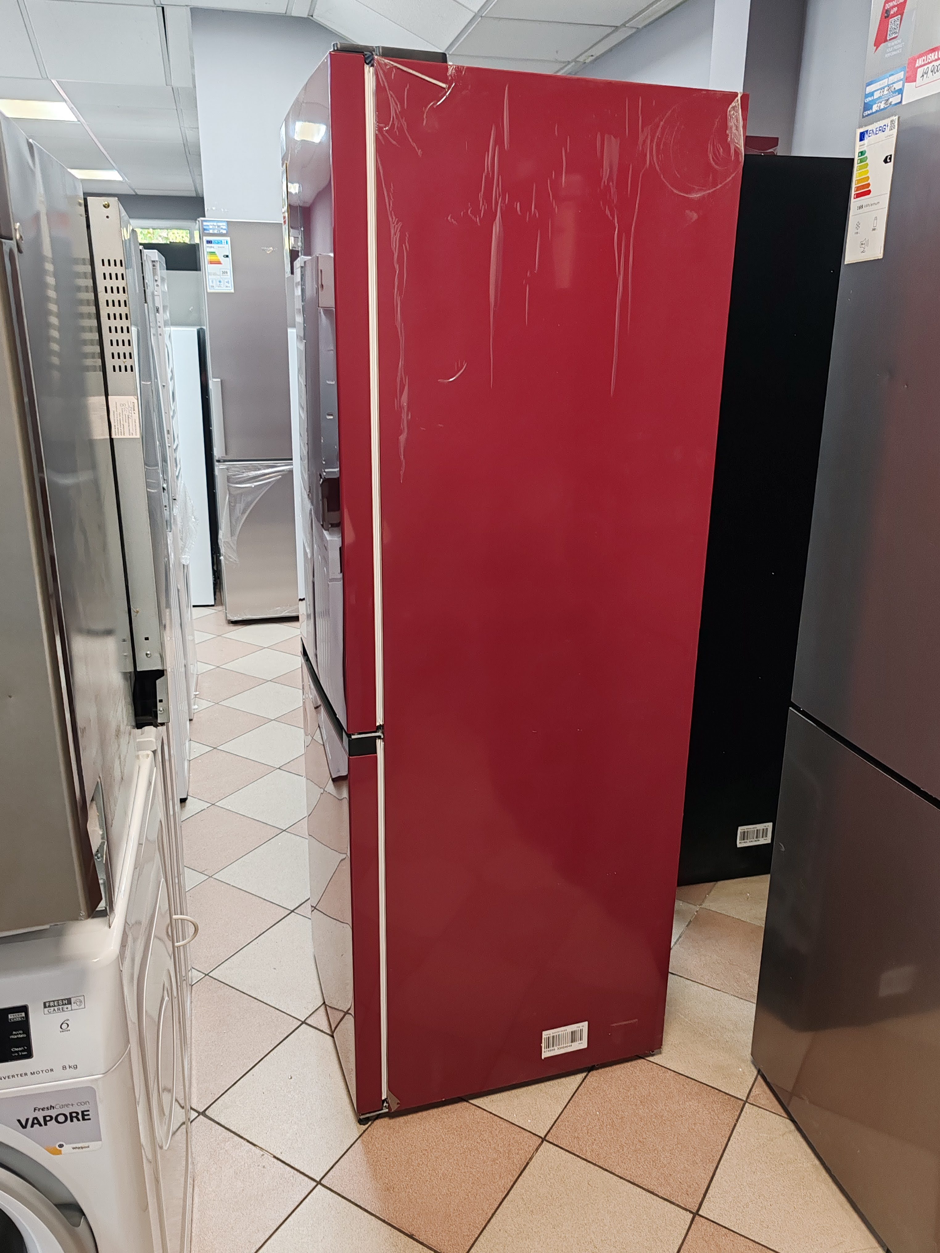 Frižider Gorenje NK79C0DR , 185cm.