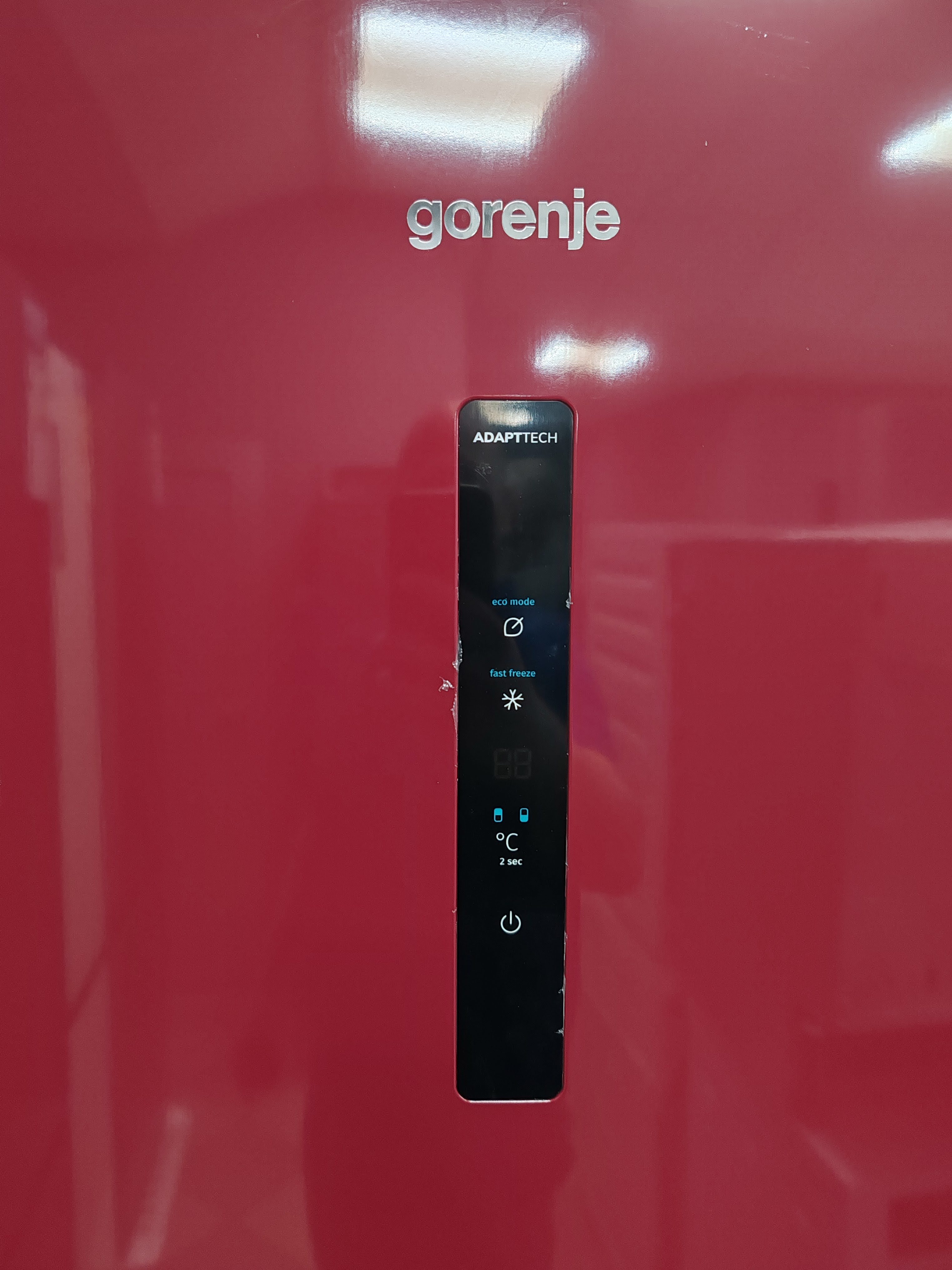 Frižider Gorenje NK79C0DR , 185cm.