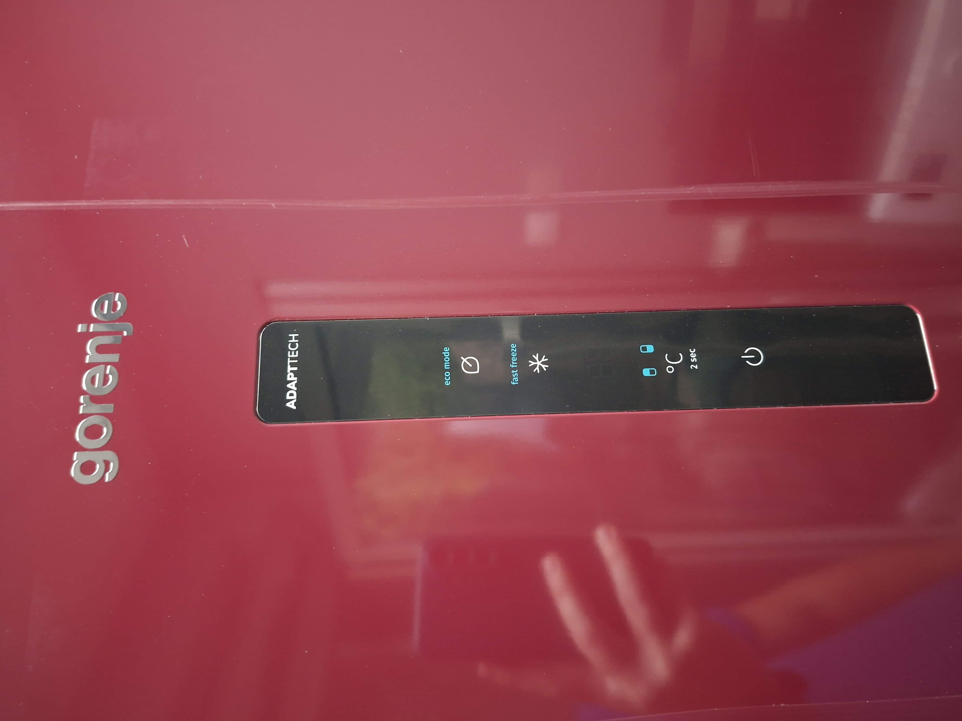 Frižider Gorenje NK79C0DR , 185cm.