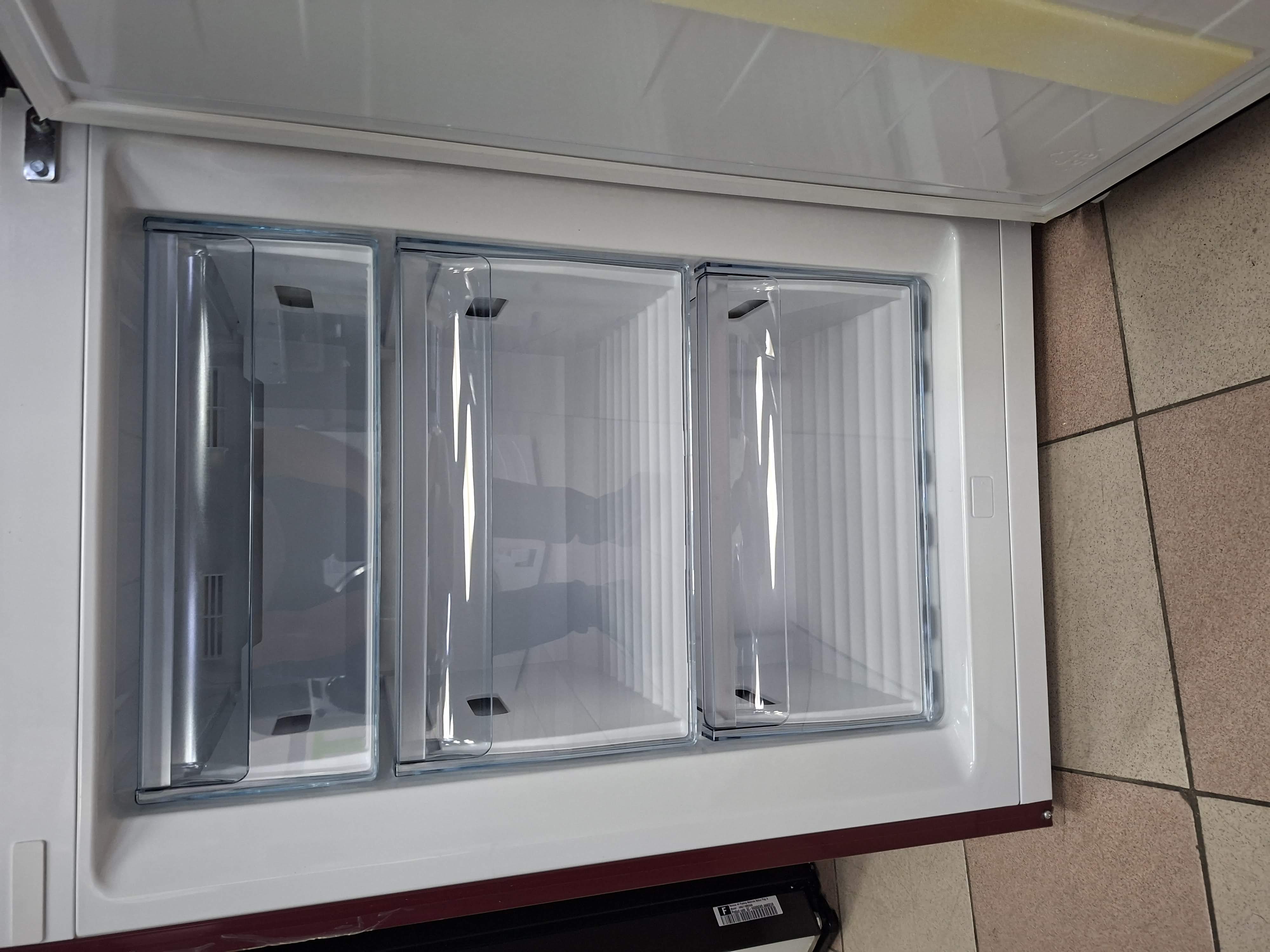 Frižider Gorenje NK89C0DR , 200 cm.