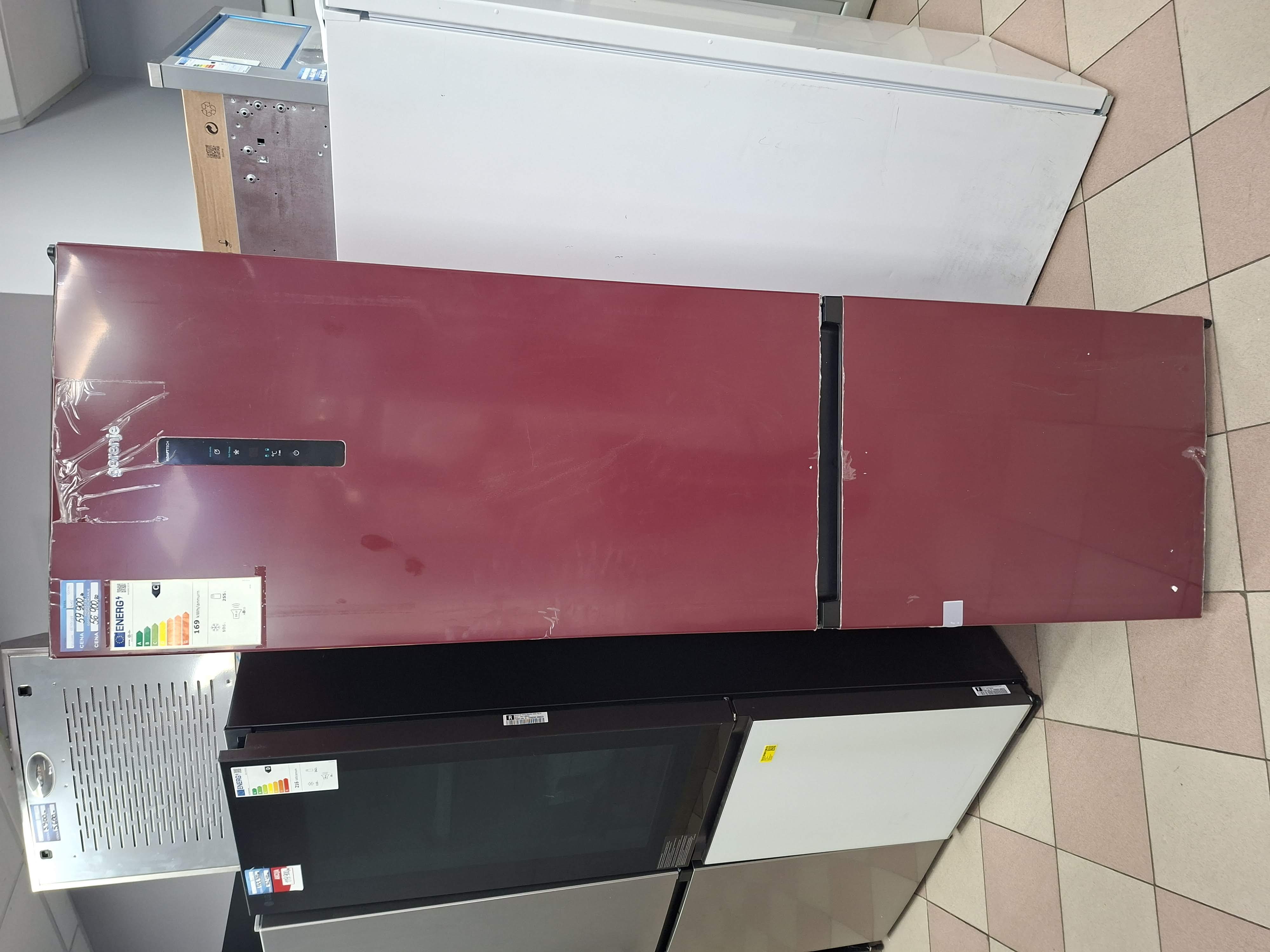 Frižider Gorenje NK89C0DR , 200 cm.