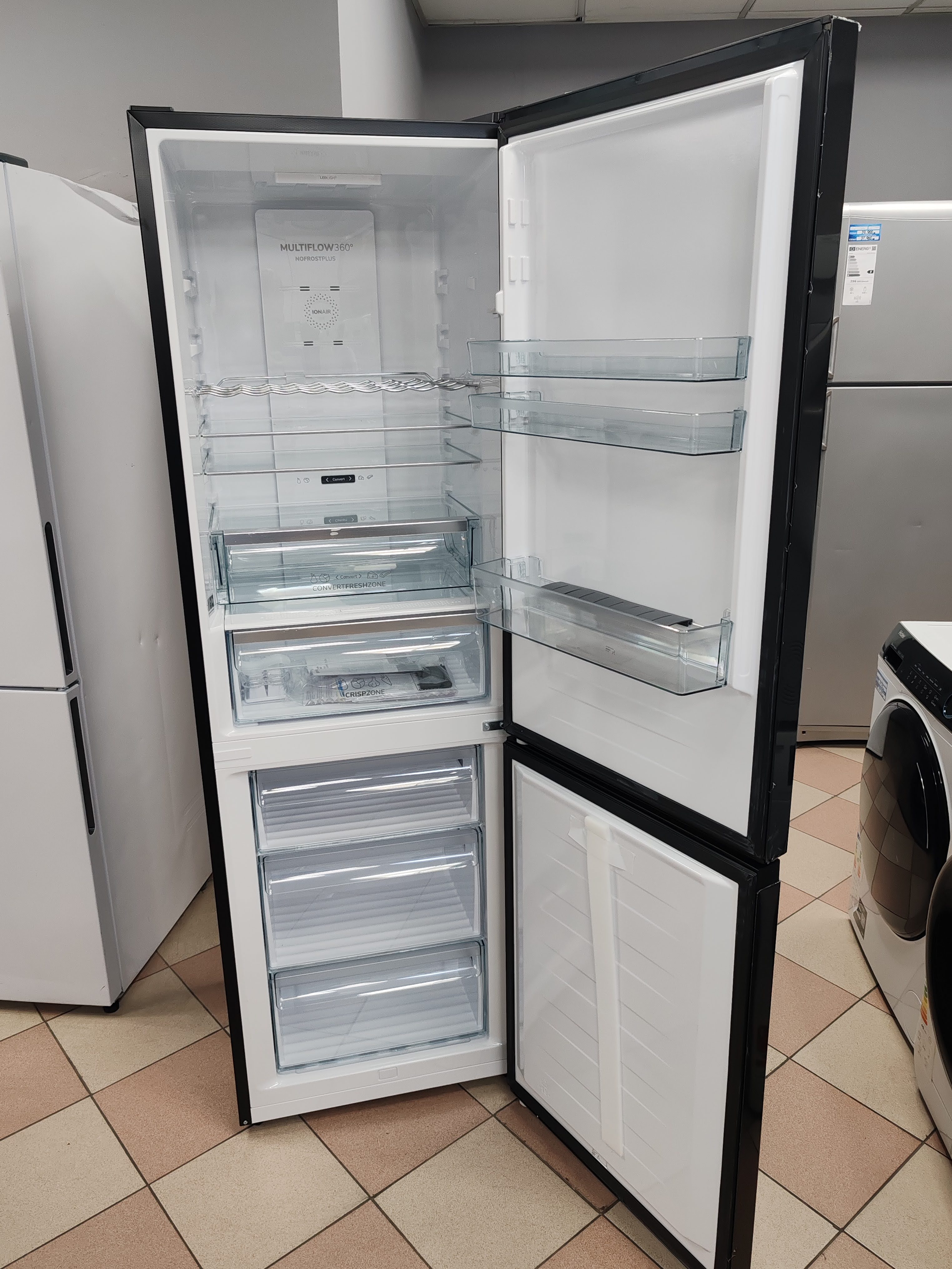 Frižider Gorenje NRK619EABXL4 , 185cm.