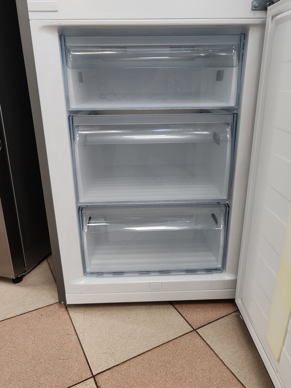 Frižider Gorenje NRK6202EXL4, 200cm.