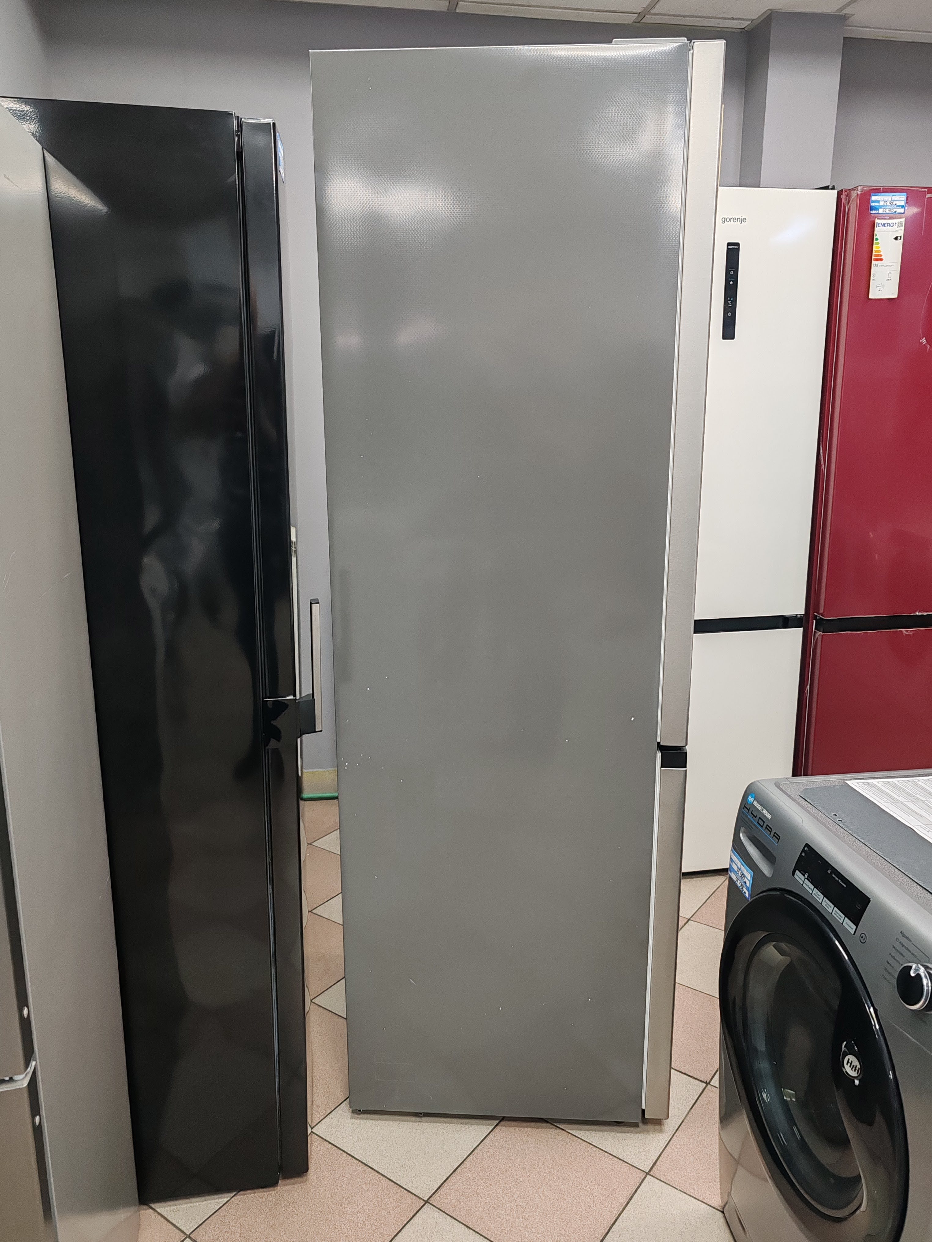 Frižider Gorenje NRK62CA2XL4Z , 200 cm.
