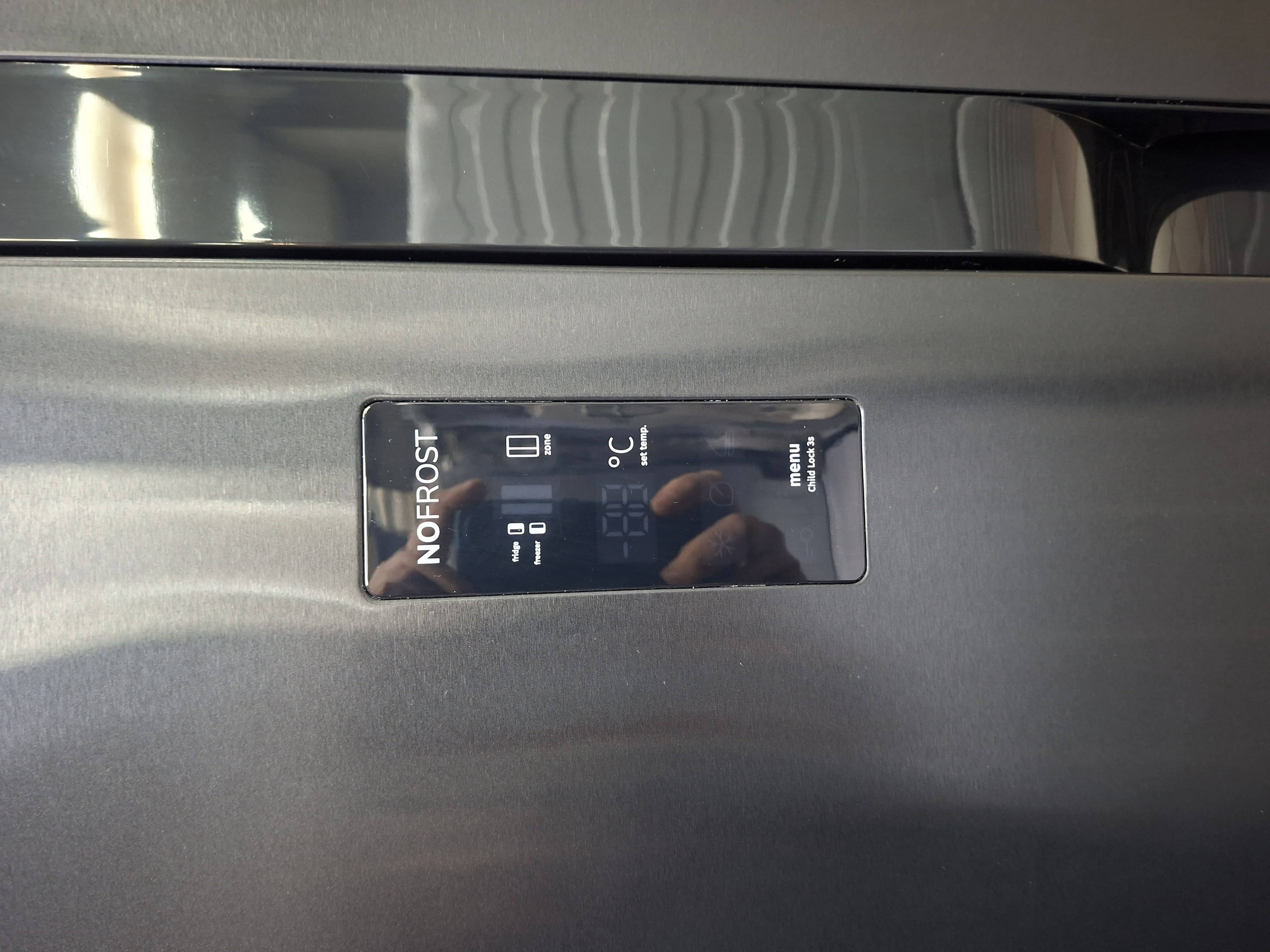 Frižider Gorenje NRS918EMB, Side By Side , 179cm.