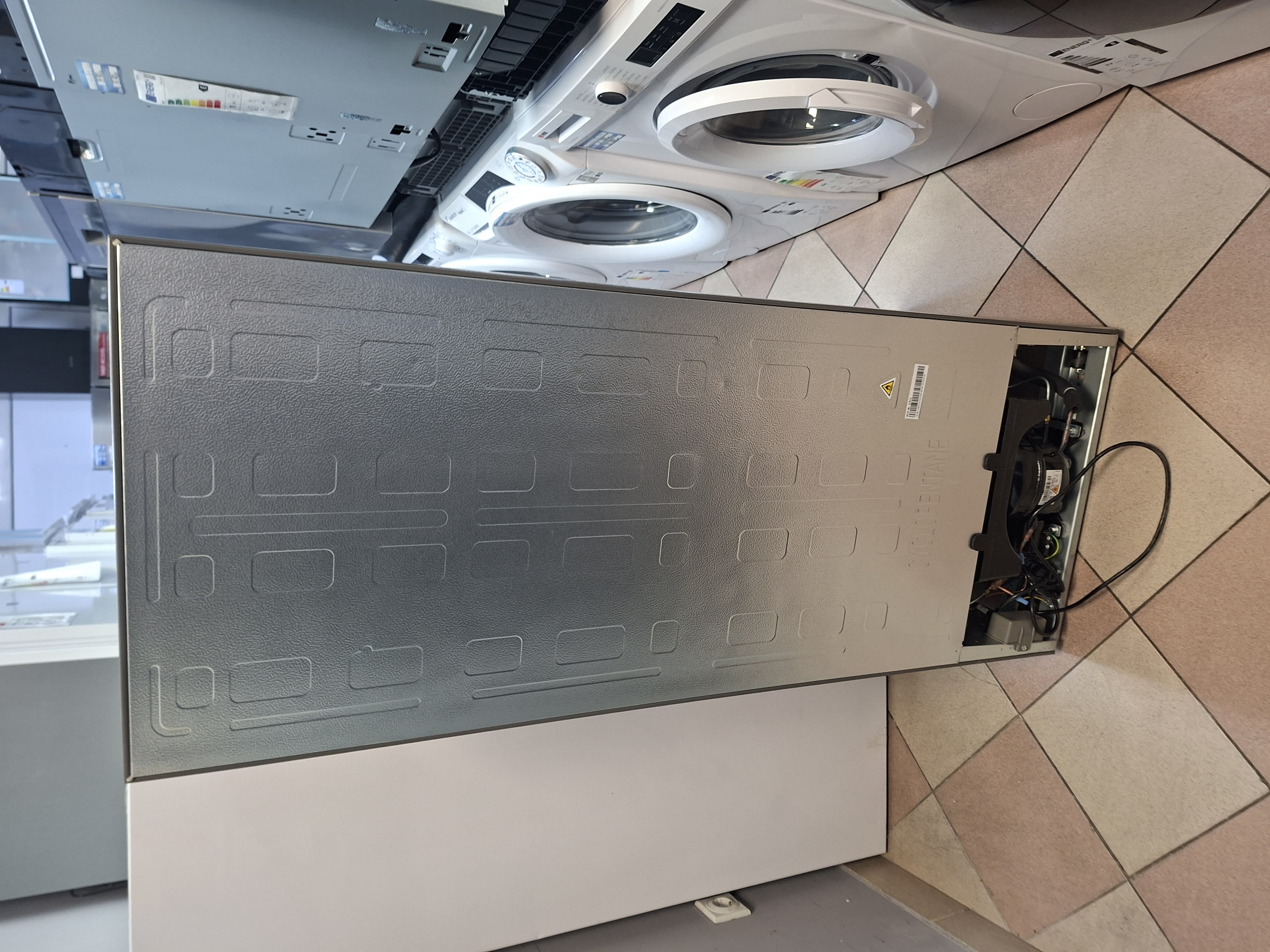 Frižider Gorenje R4142PS , 144 cm.