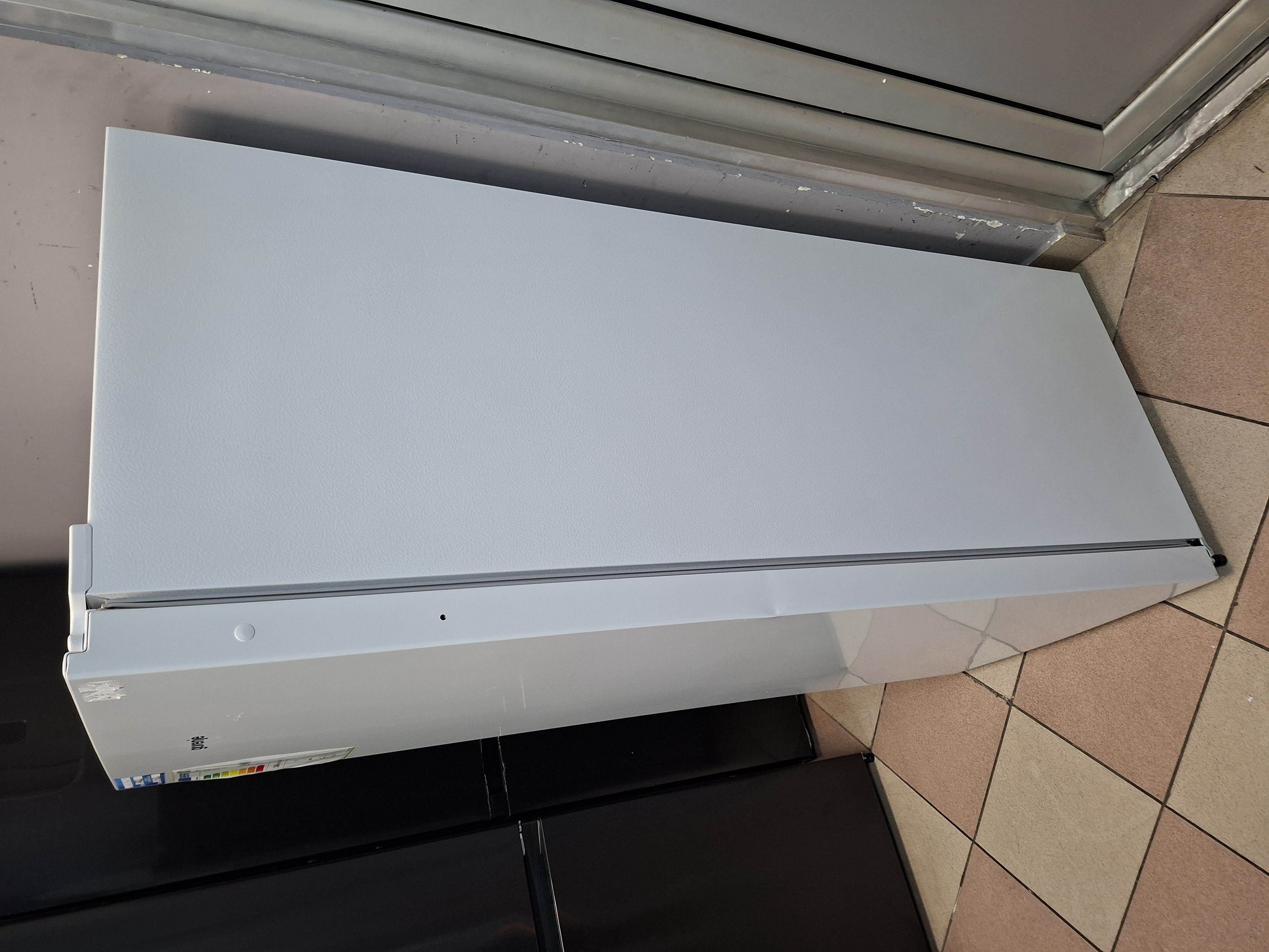 Frižider Gorenje R4142PW , 144 cm.