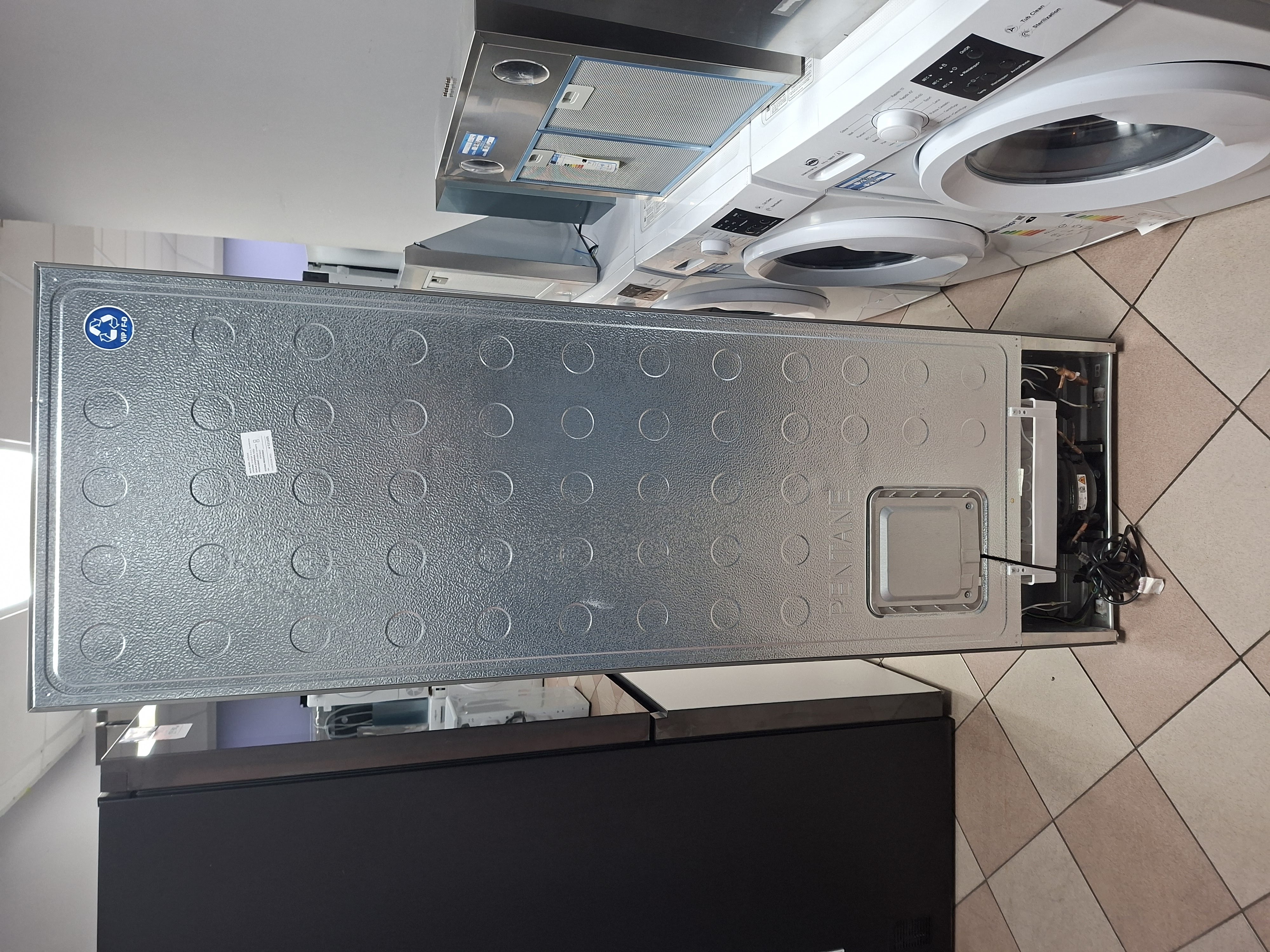 Frižider Gorenje R619DAXL6 , 185 cm.