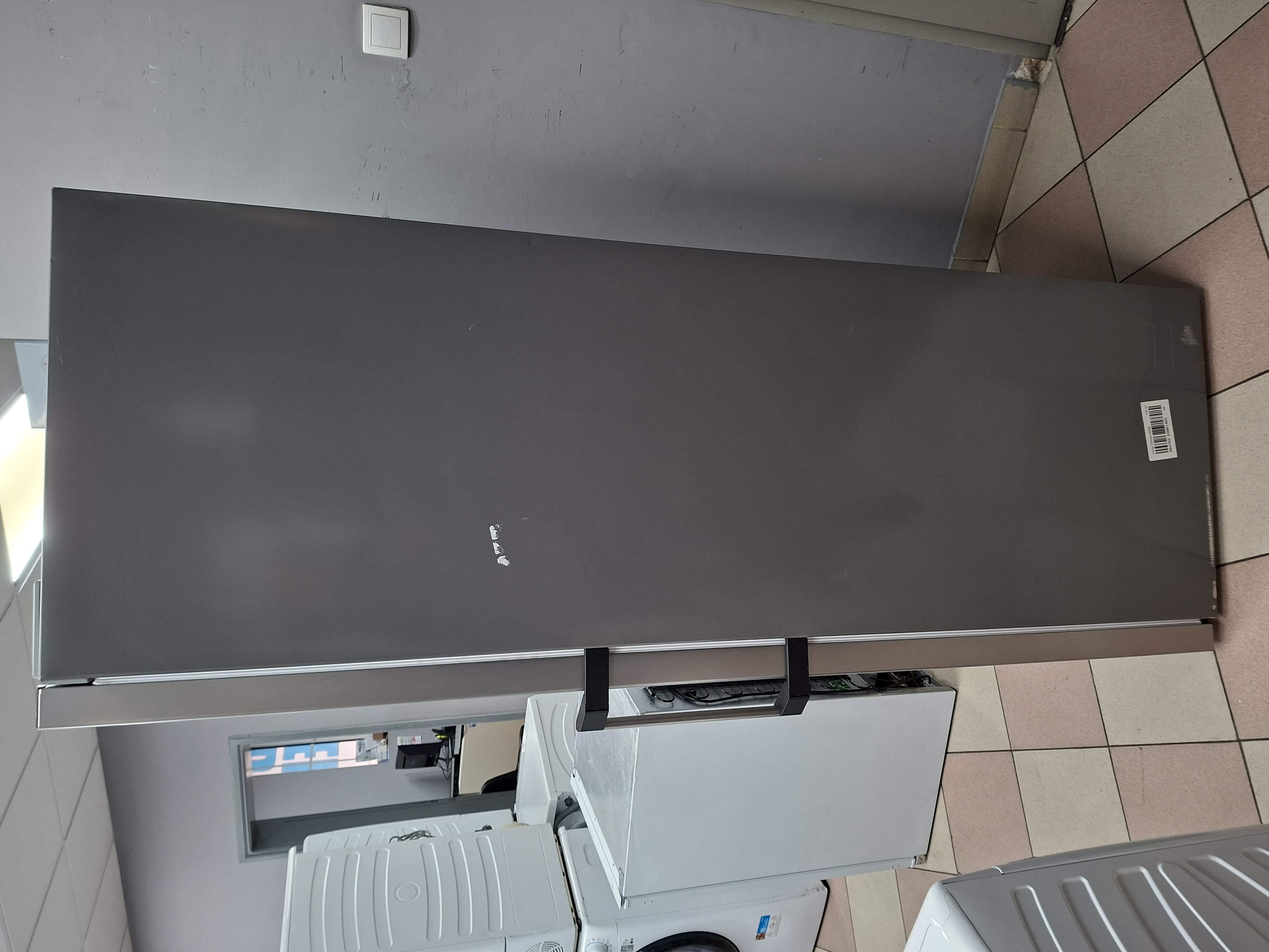 Frižider Gorenje R619DAXL6, 185 cm.