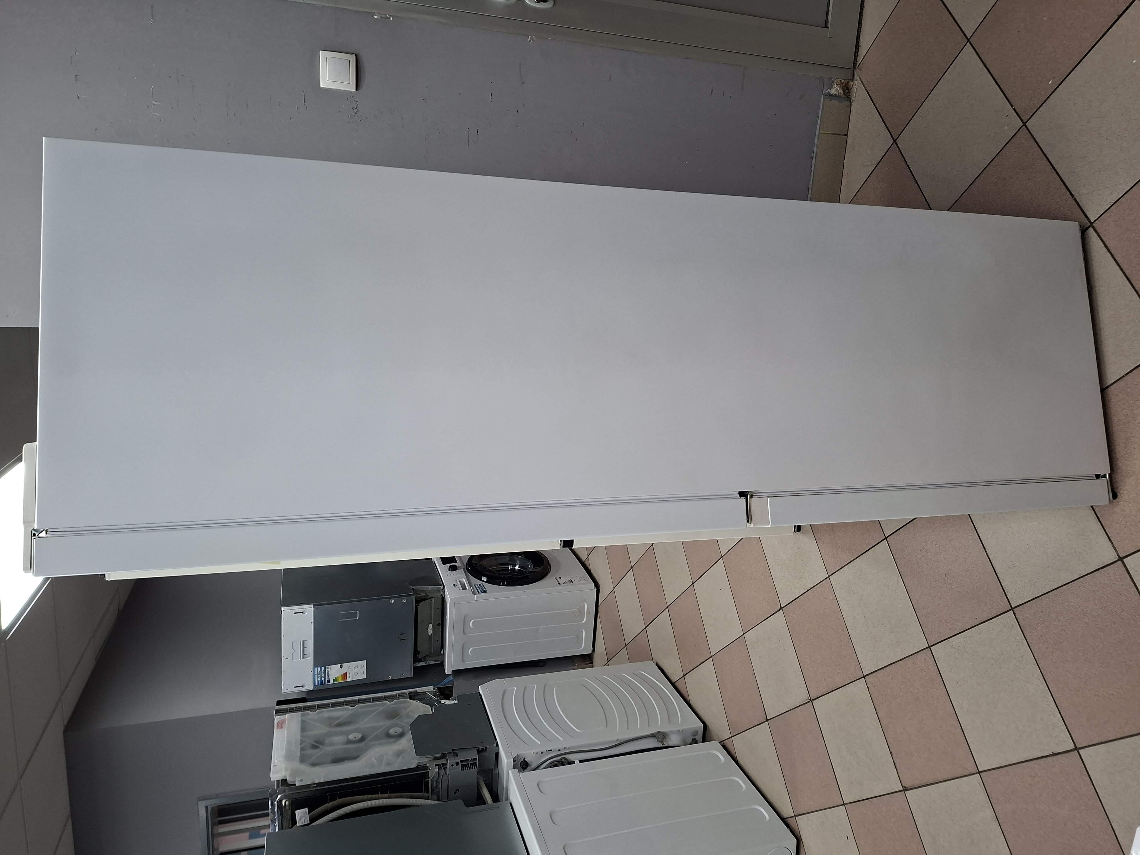 Frižider Gorenje RK6192ES4 , 185cm.