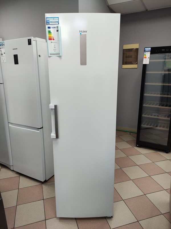 Frižider Haier H3R-330WNA , 191 cm.