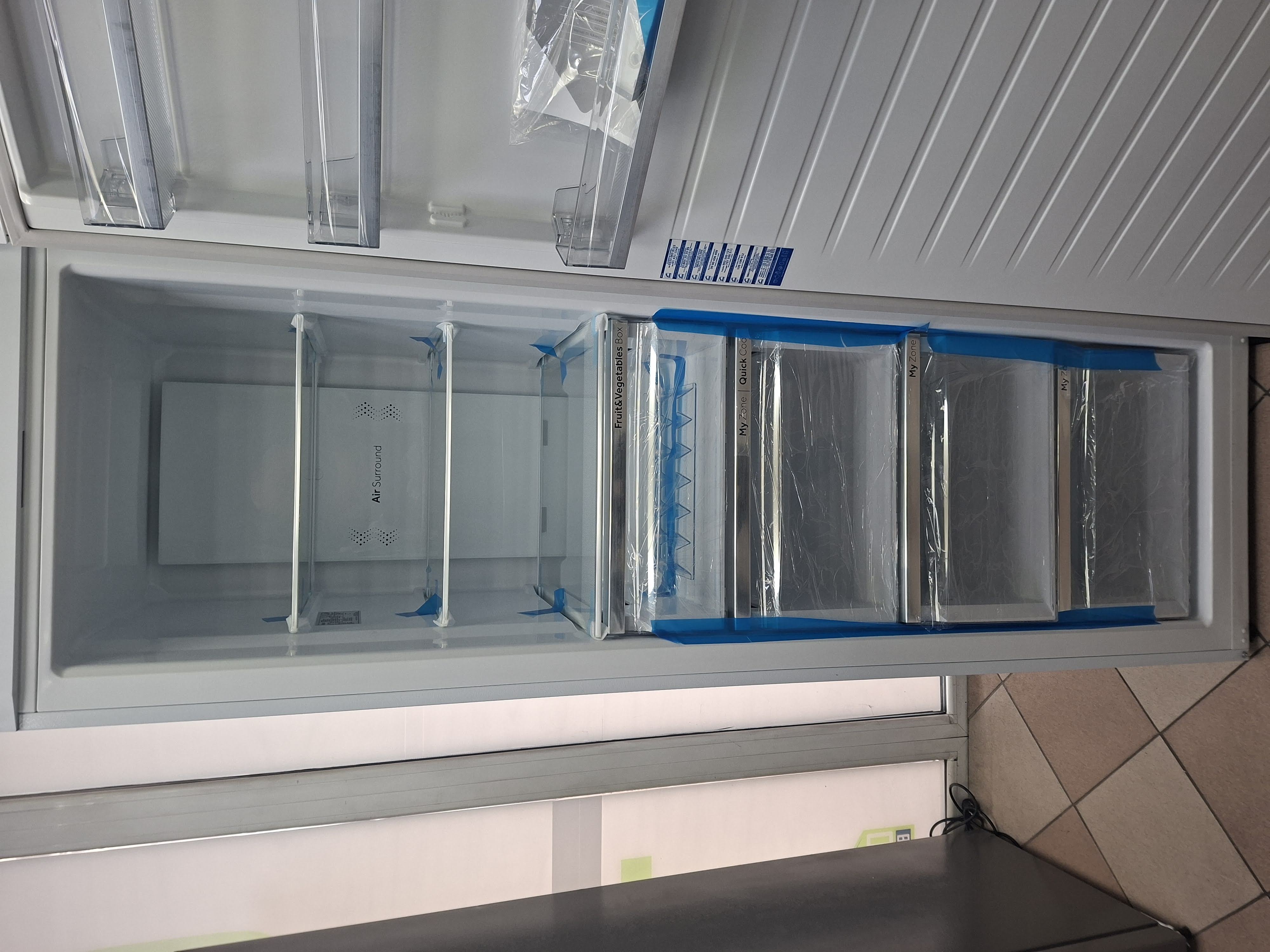 Frižider Haier H3R-330WNA , 191 cm.