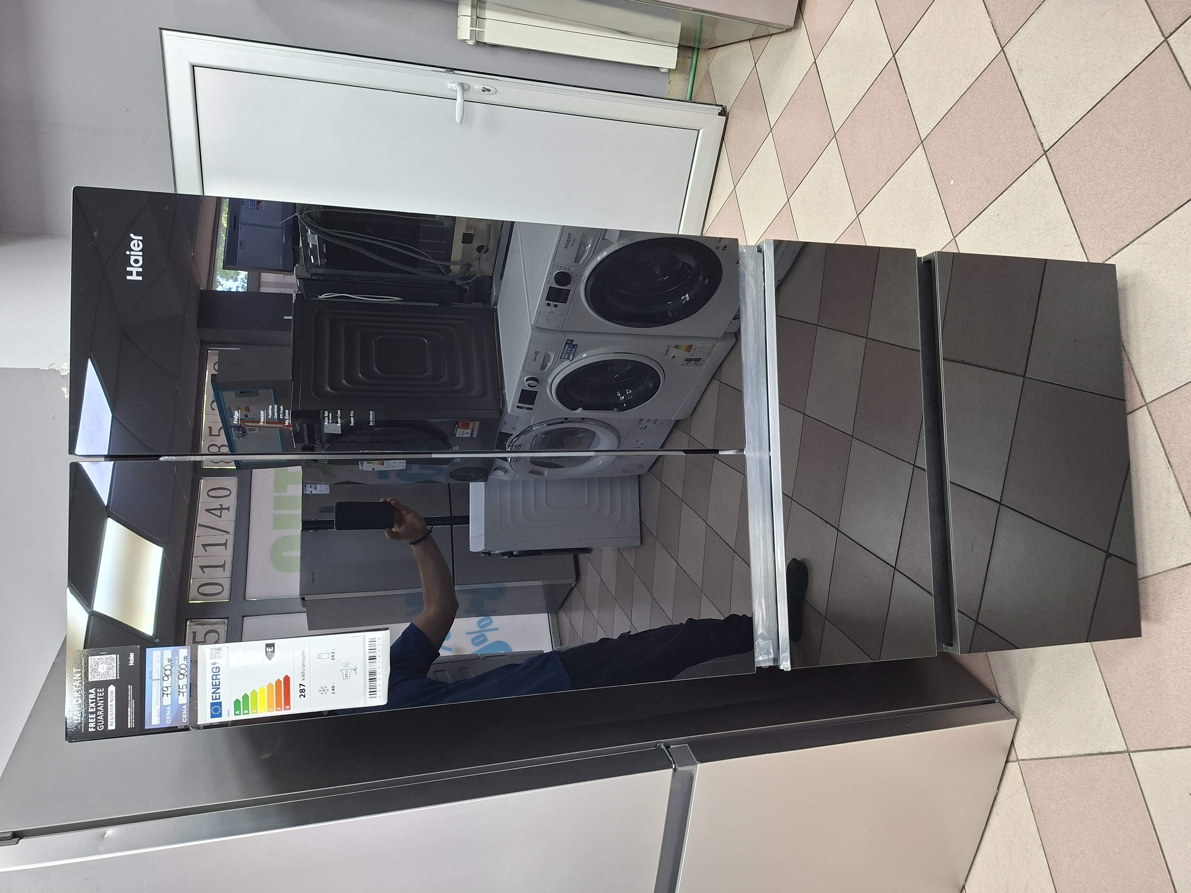 Frižider Haier HFR3718ENGB, 70cm