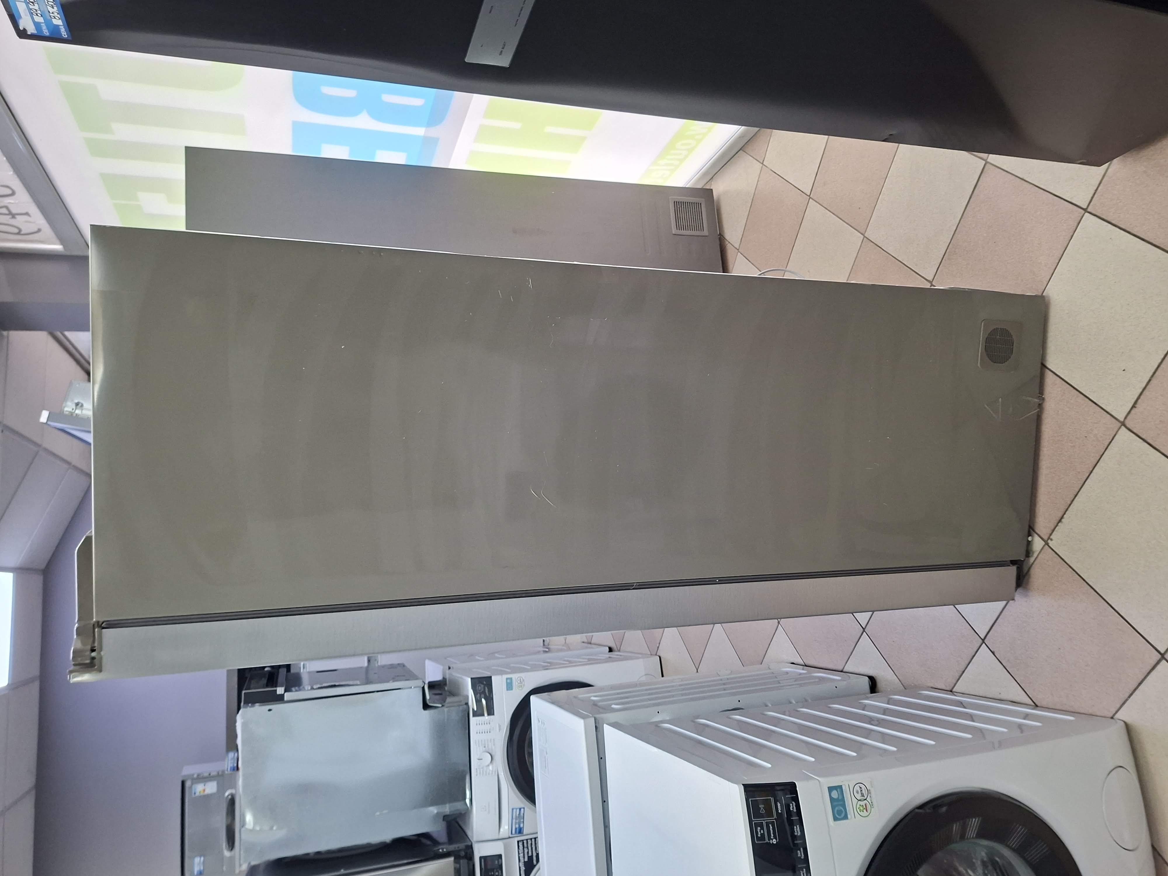 Frižider Haier HSR3918ENPG, Side by side