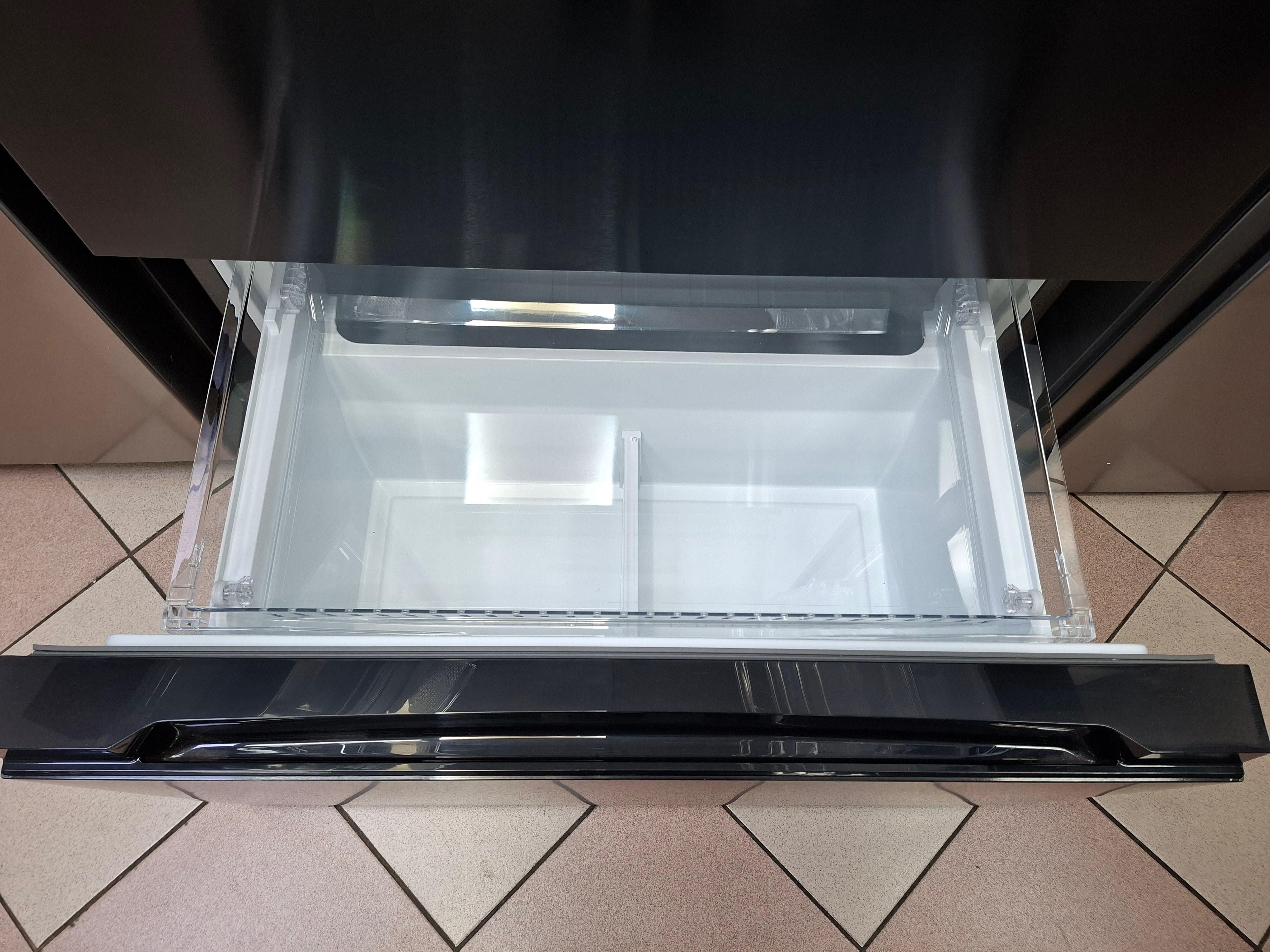 Frižider Hanseatic HFD18983DWDBI , 190 cm.