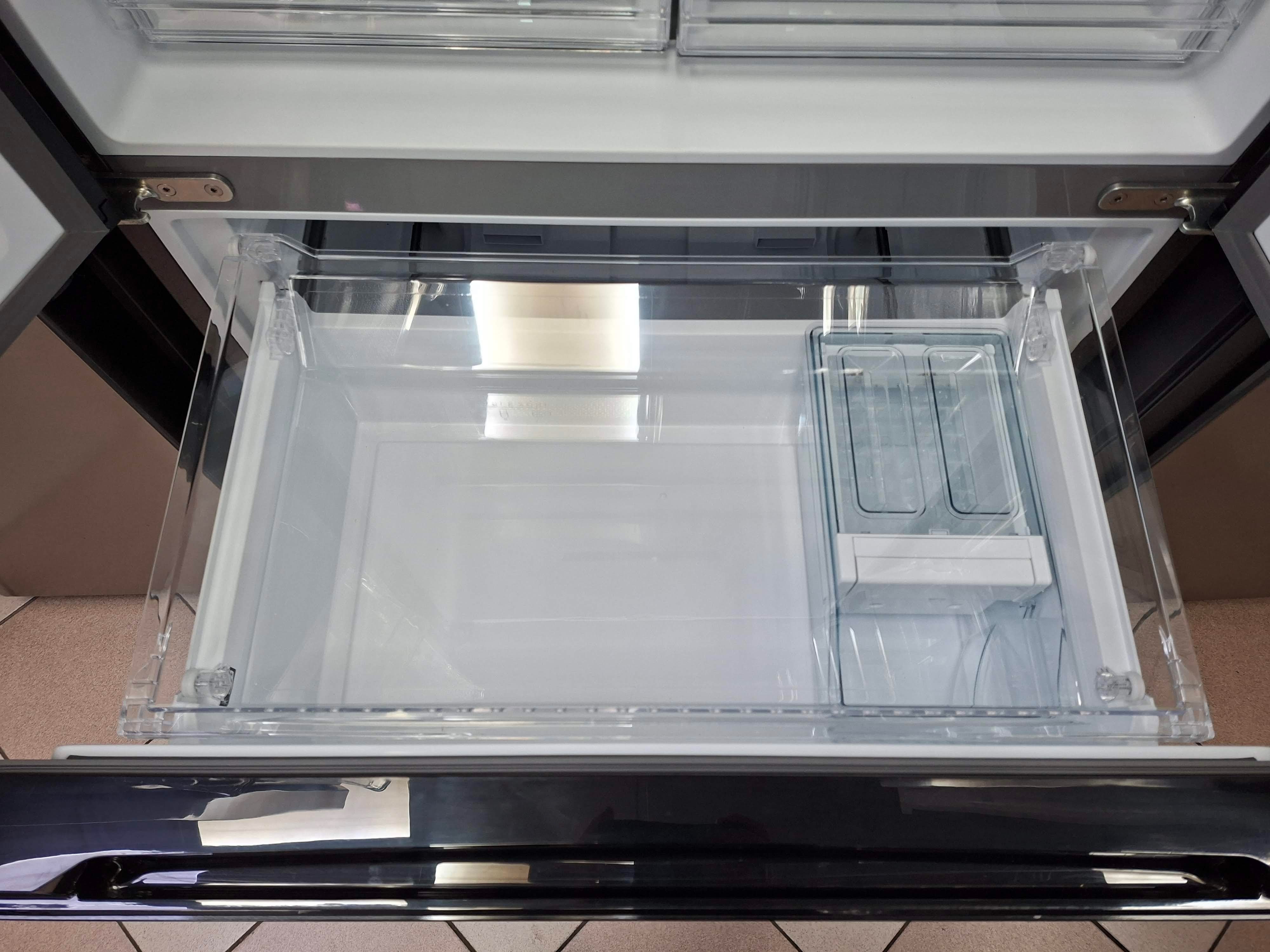 Frižider Hanseatic HFD18983DWDBI , 190 cm.