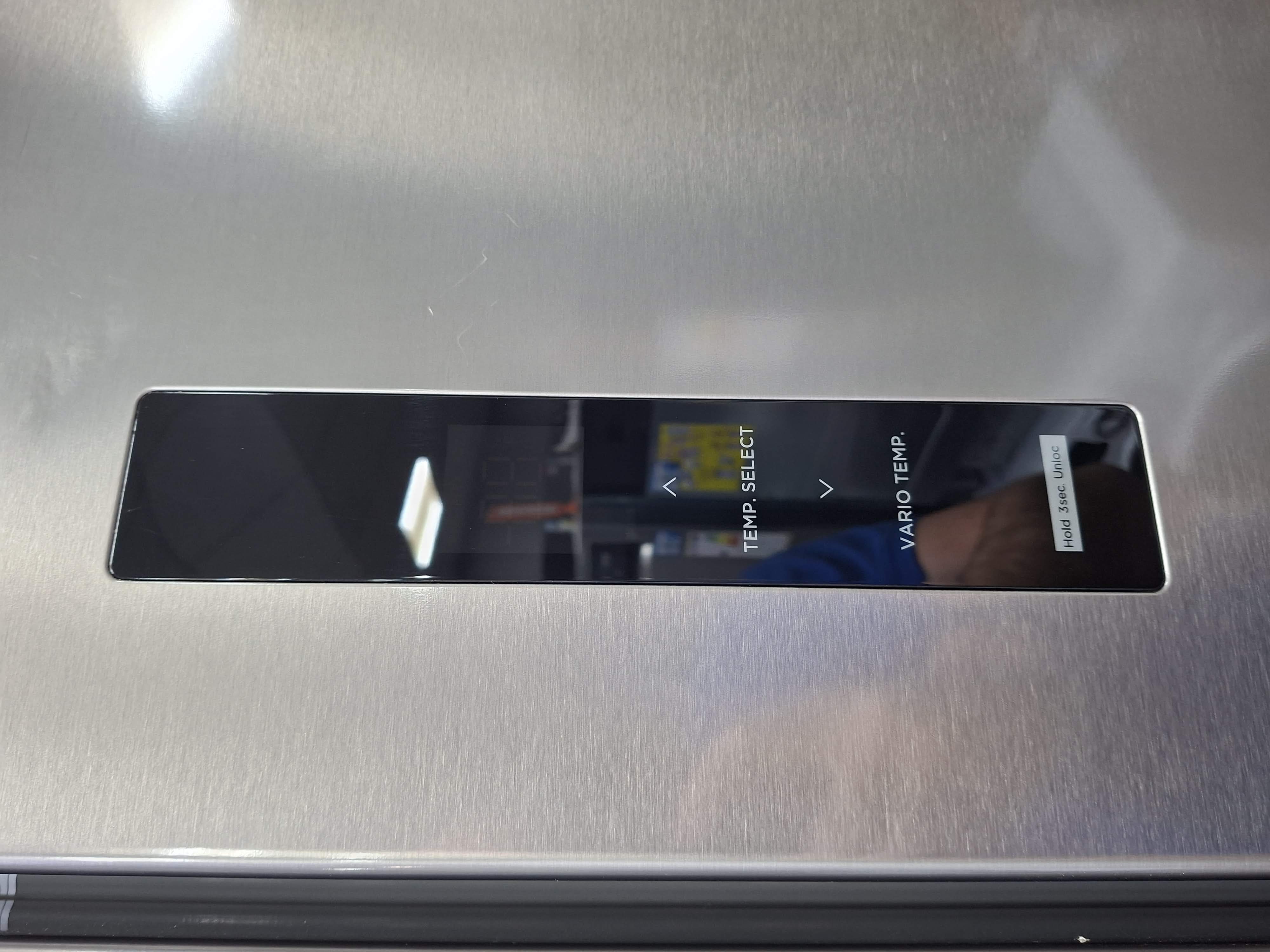 Frižider Hanseatic HFD18983DWDI , 190 cm.