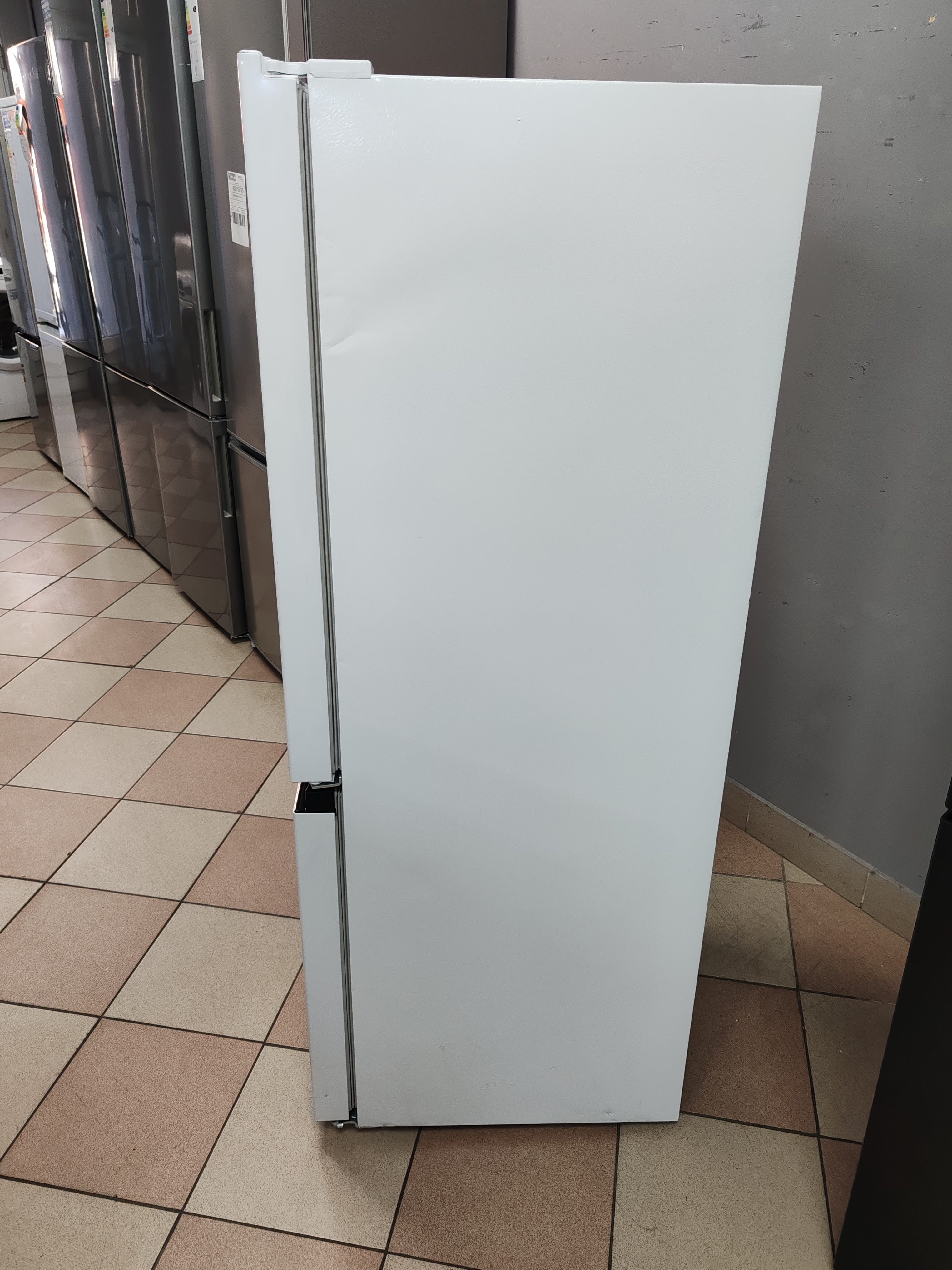 Frižider Hanseatic HKGK14349CW , 143cm