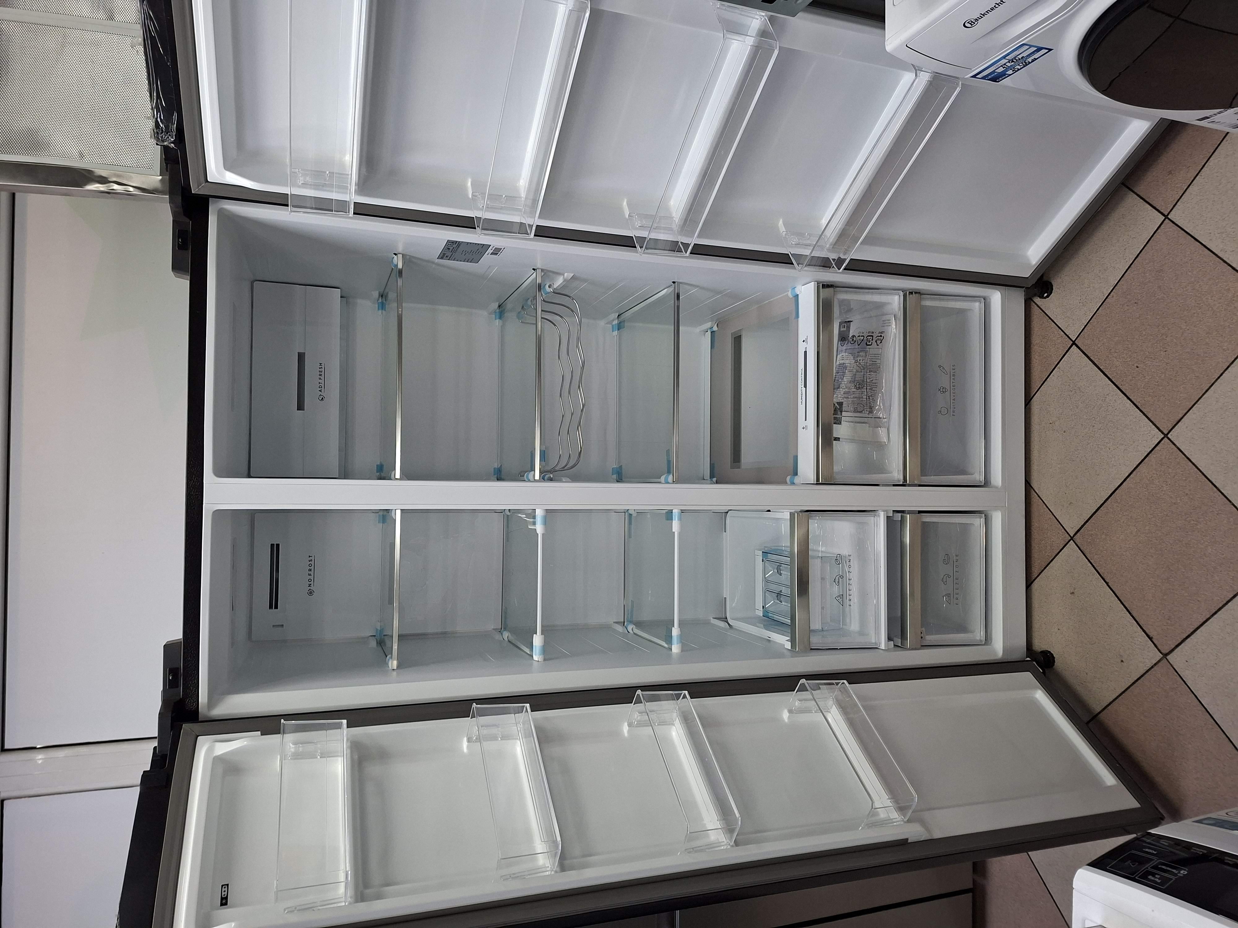 Frižider Hanseatic HSBS17590BBI, Side by Side